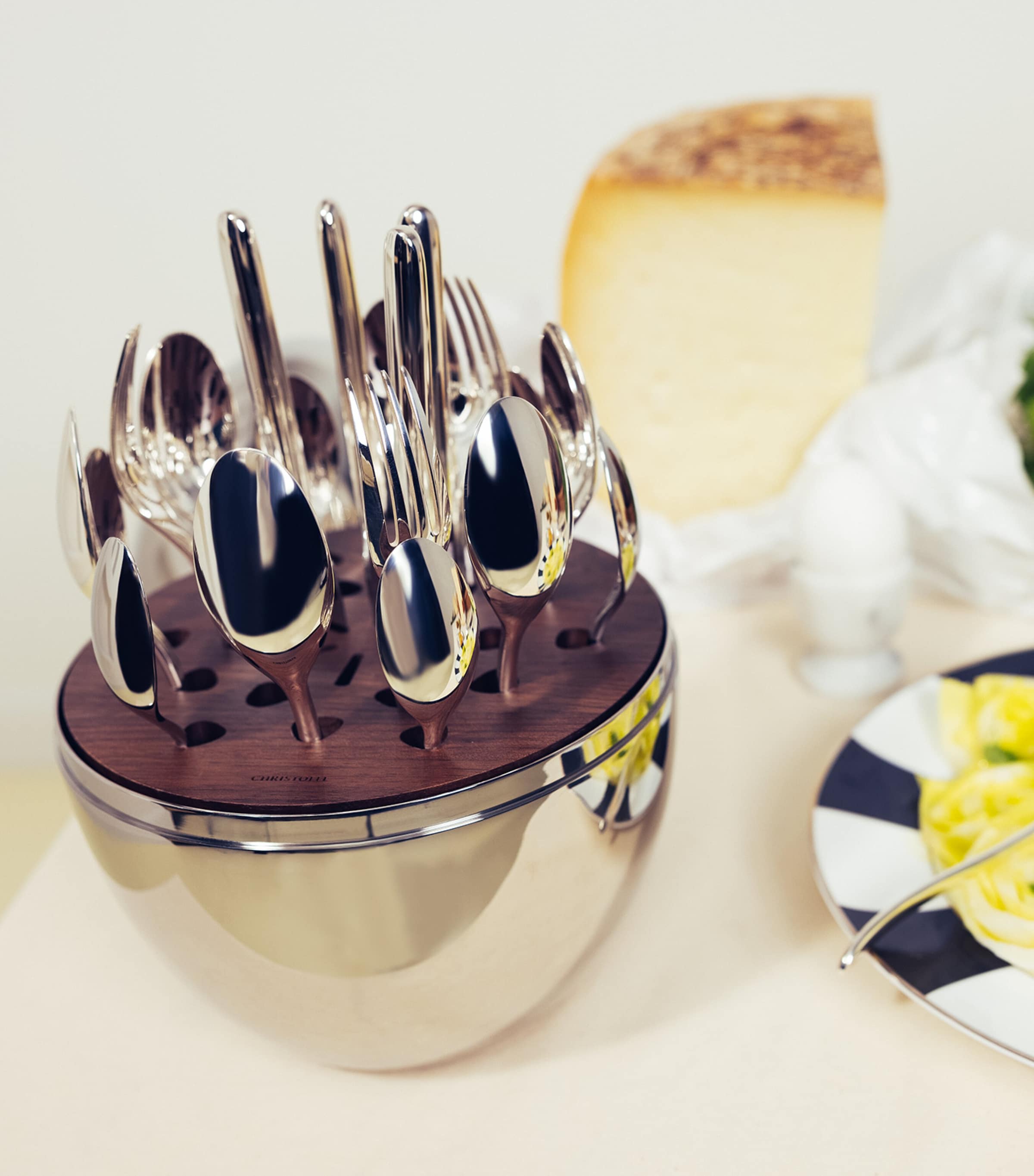 Mood Easy 24-Piece Canteen SILVER Image 4