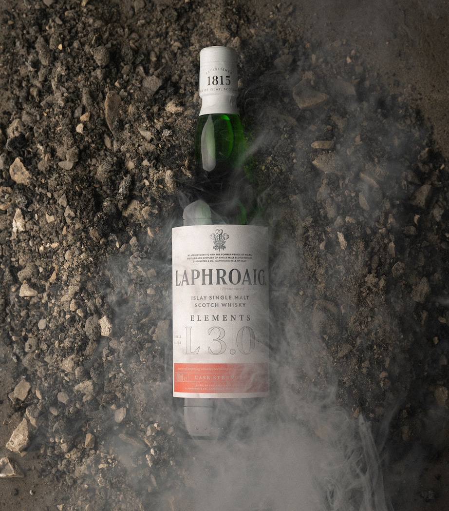 Laphroaig Elements 3.0 Whisky (70cl) NO COLOUR Image 4