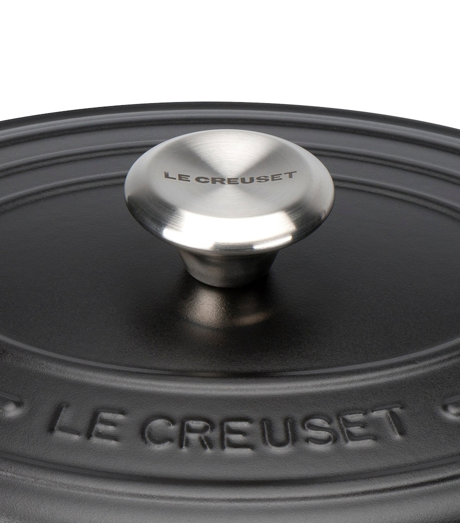 Cast Iron Oval Casserole Dish (29cm) BLACK Image 5