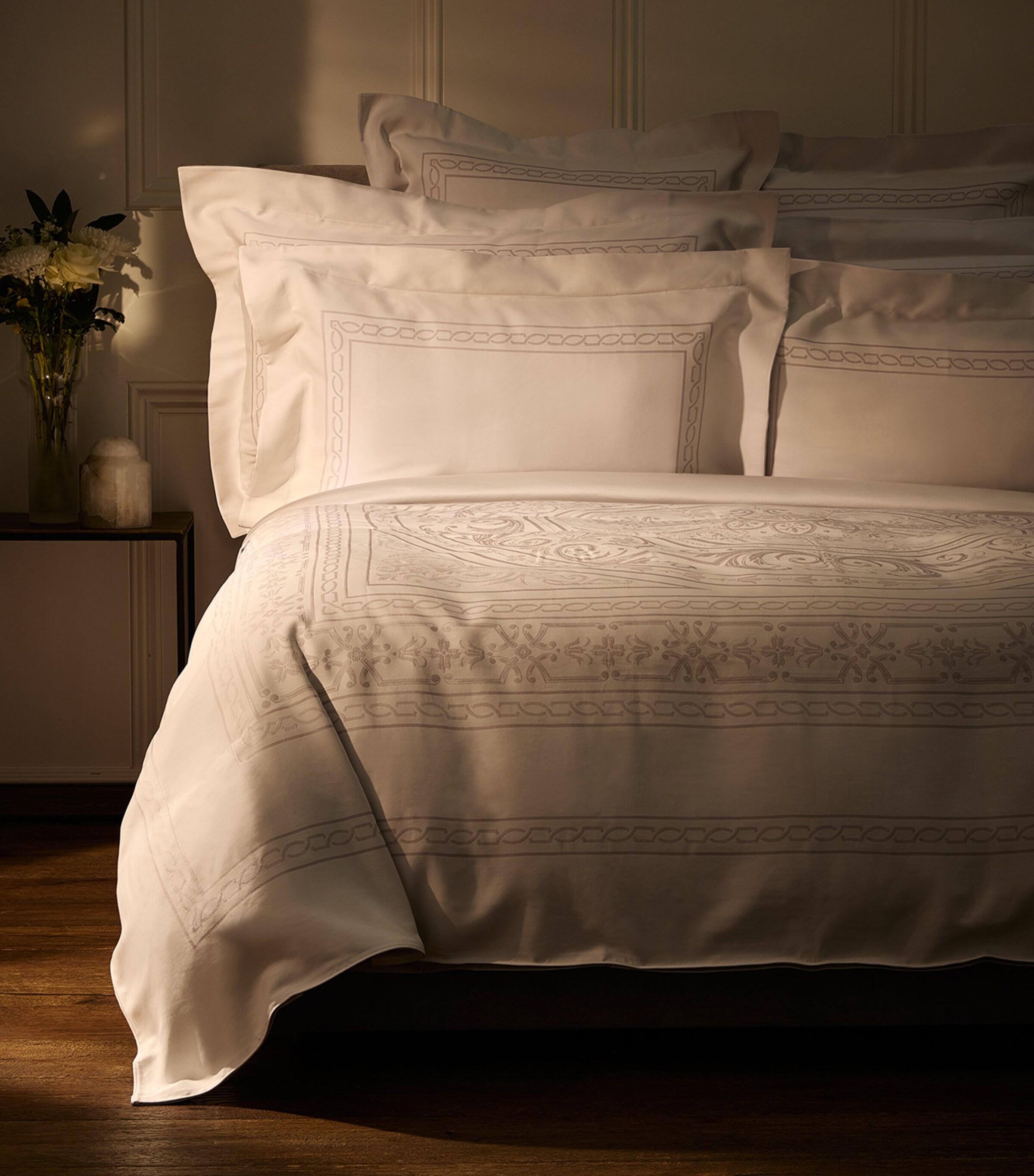 Celso De Lemos Versailles King Duvet Cover (230cm x 220cm) Perle Image 6