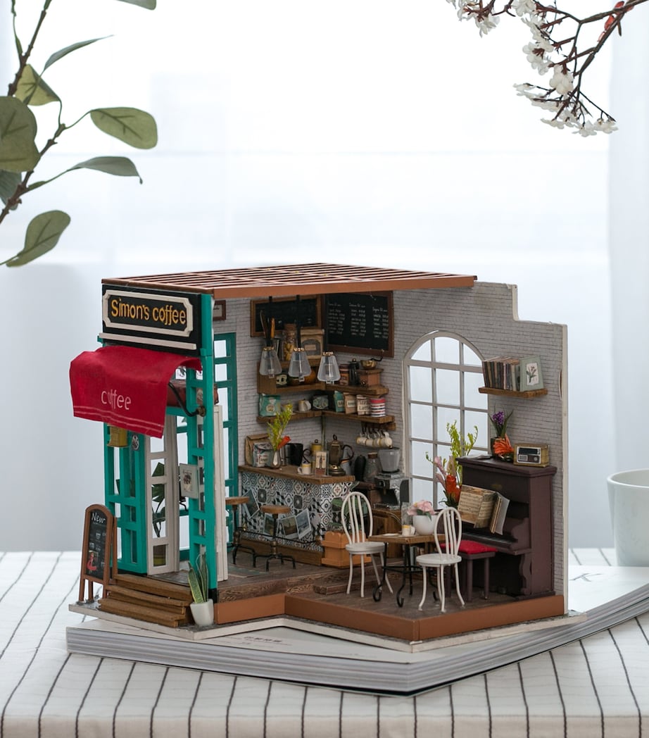 Simon’s Coffee Shop Buildable Kit MULTI Image 2