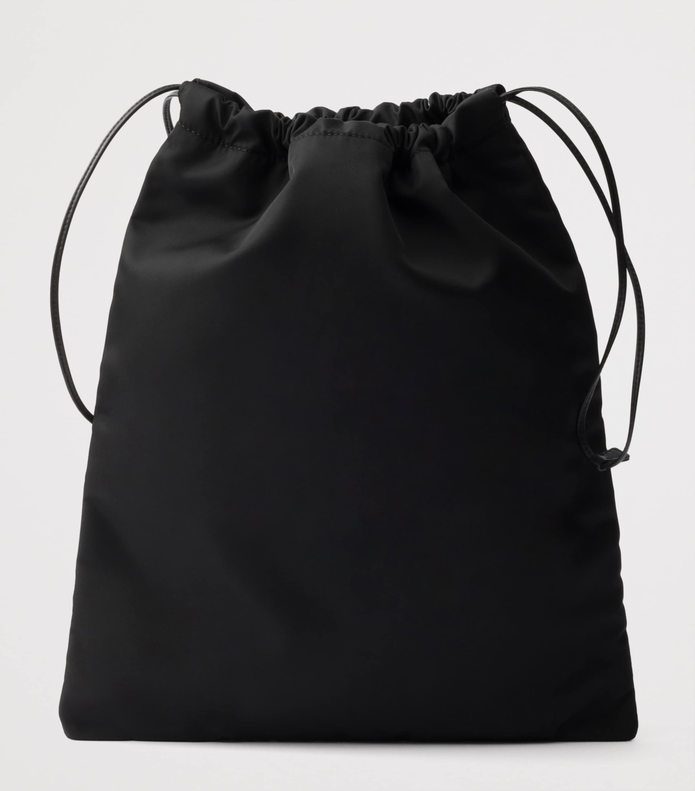 Re-Nylon Drawstring Pouch F0002 Image 3