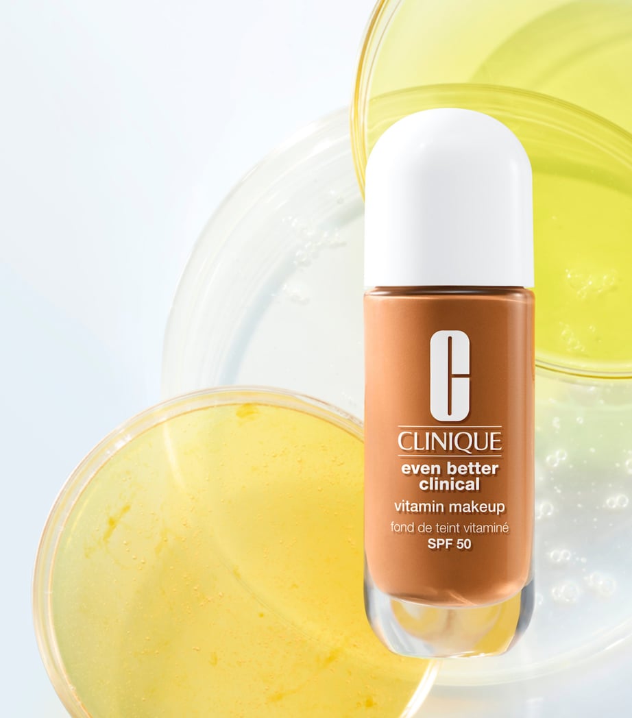 Even Better Foundation SPF 50 24 DC Image 5