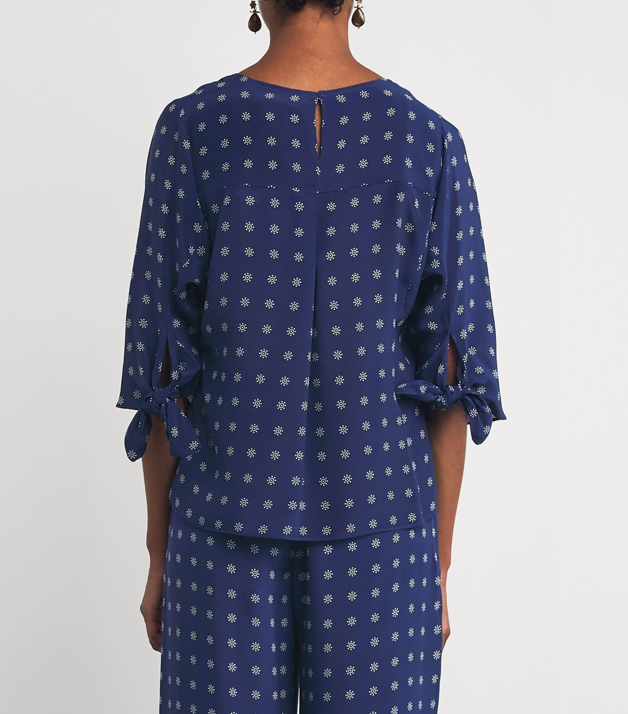 Silk Floral Print Blouse NAVY Image 4