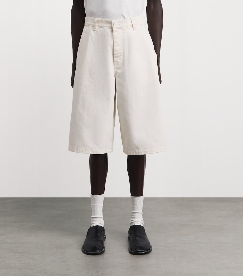 AMI Paris Mens Cotton Oversized Bermuda Shorts Blanc Creme Image 4
