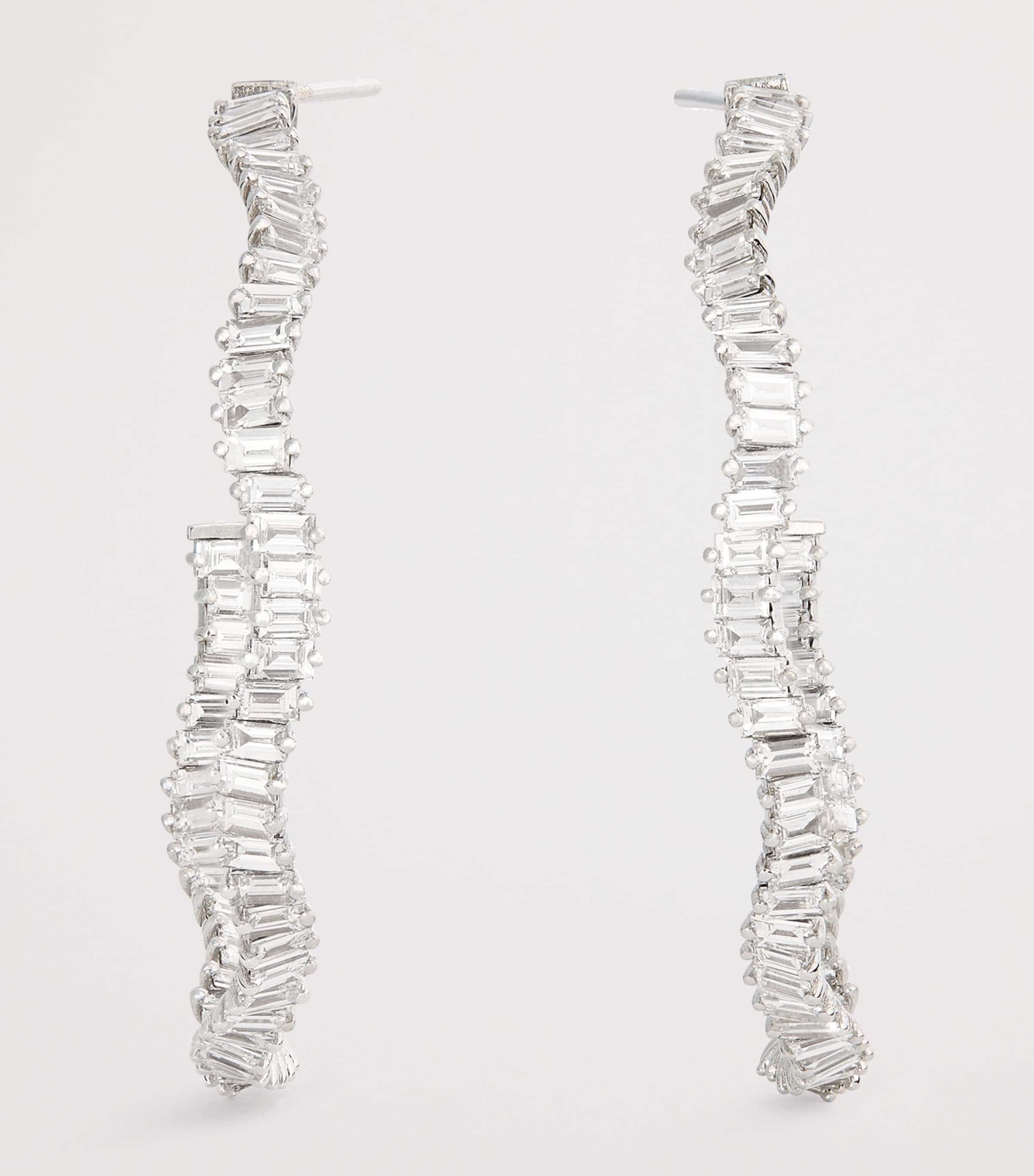 White Gold and Diamond Classic Fireworks Wave Hoop Earrings 18K WG/WD Image 3