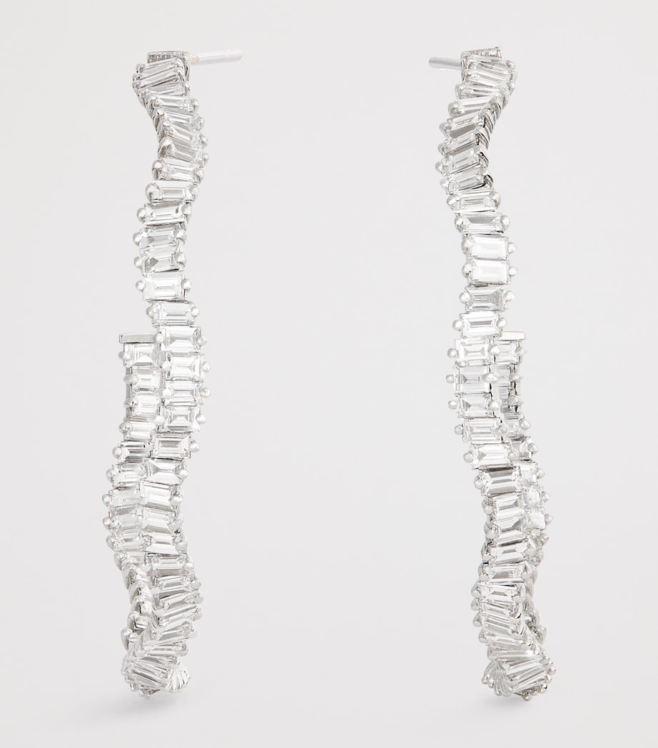 White Gold and Diamond Classic Fireworks Wave Hoop Earrings 18K WG/WD Image 3