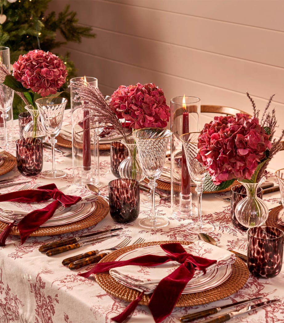 Maison Margaux Set of 4 Linen Toile Napkins (50cm x 50cm) Maroon Image 3