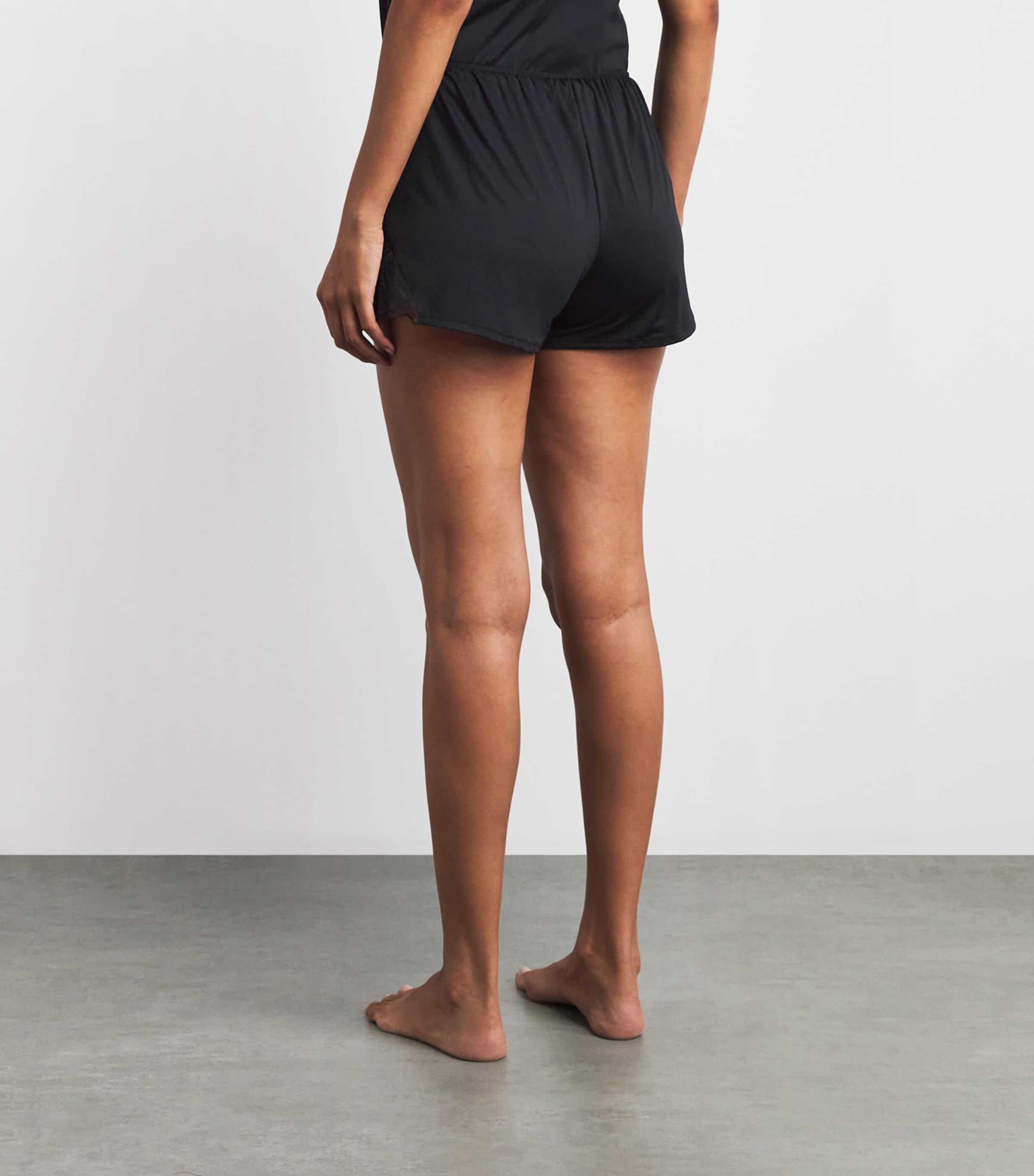 Falke Womens Delicate Touch Pyjama Shorts Black Image 5