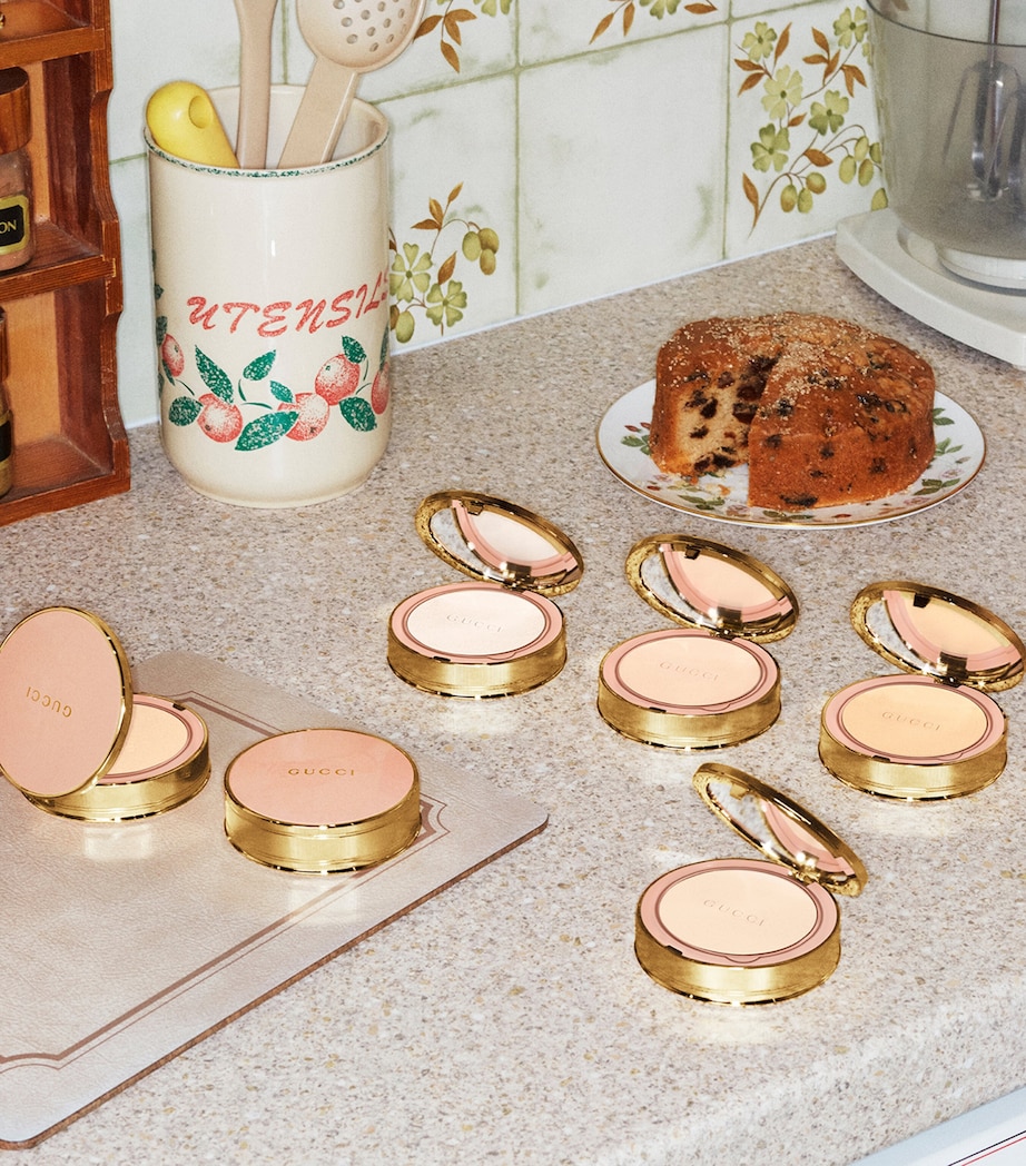 Gucci Poudre de Beauté Mat Naturel Face Powder Refill Image 4