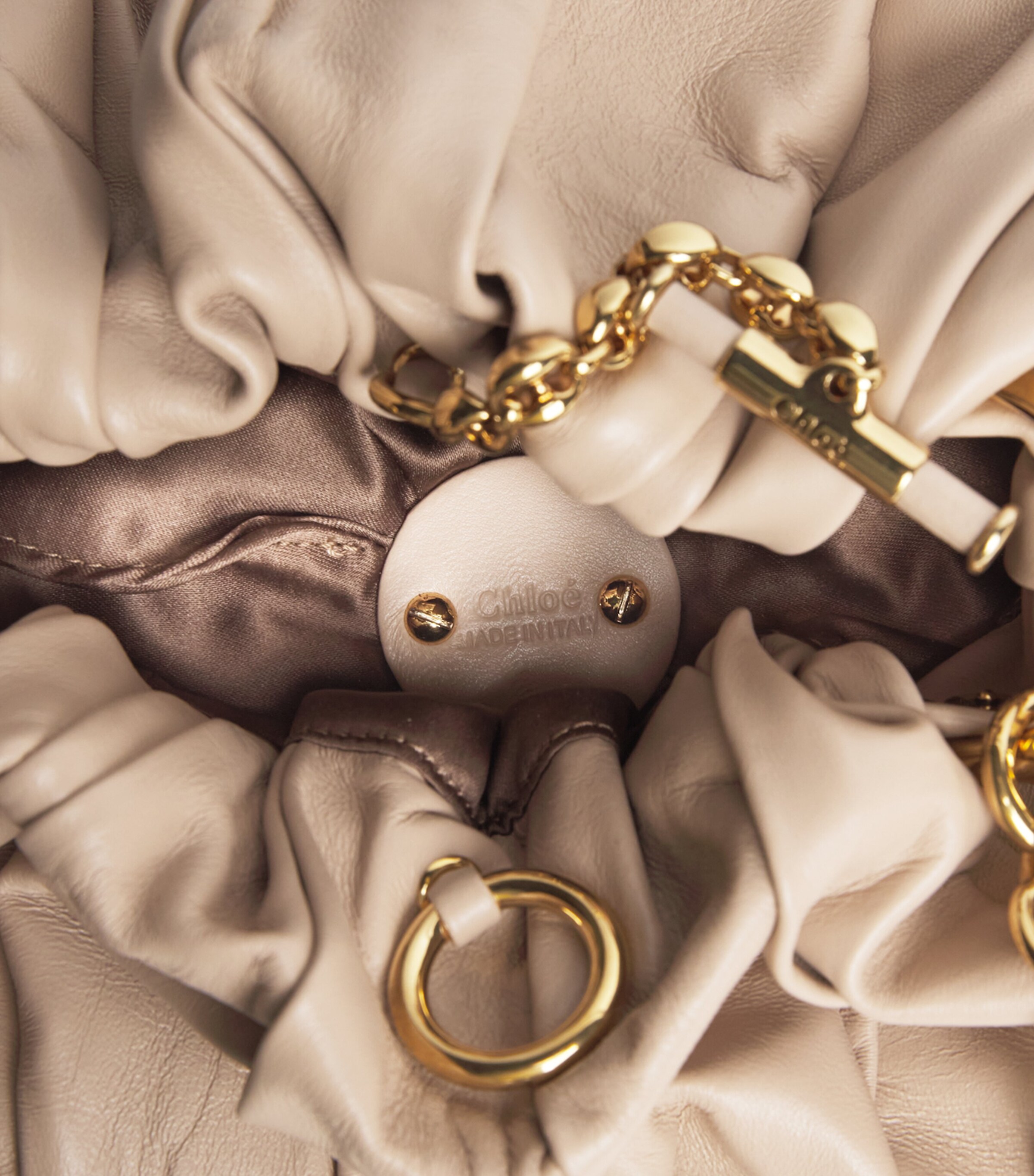 Chloé Leather Plissé Shoulder Bag Woodsmoke Image 4