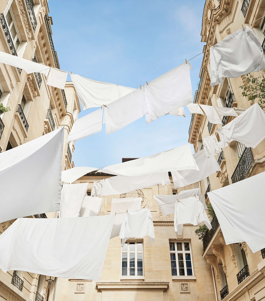 Aqua Universalis Linen Mist (200ml) NO COLOUR Image 5