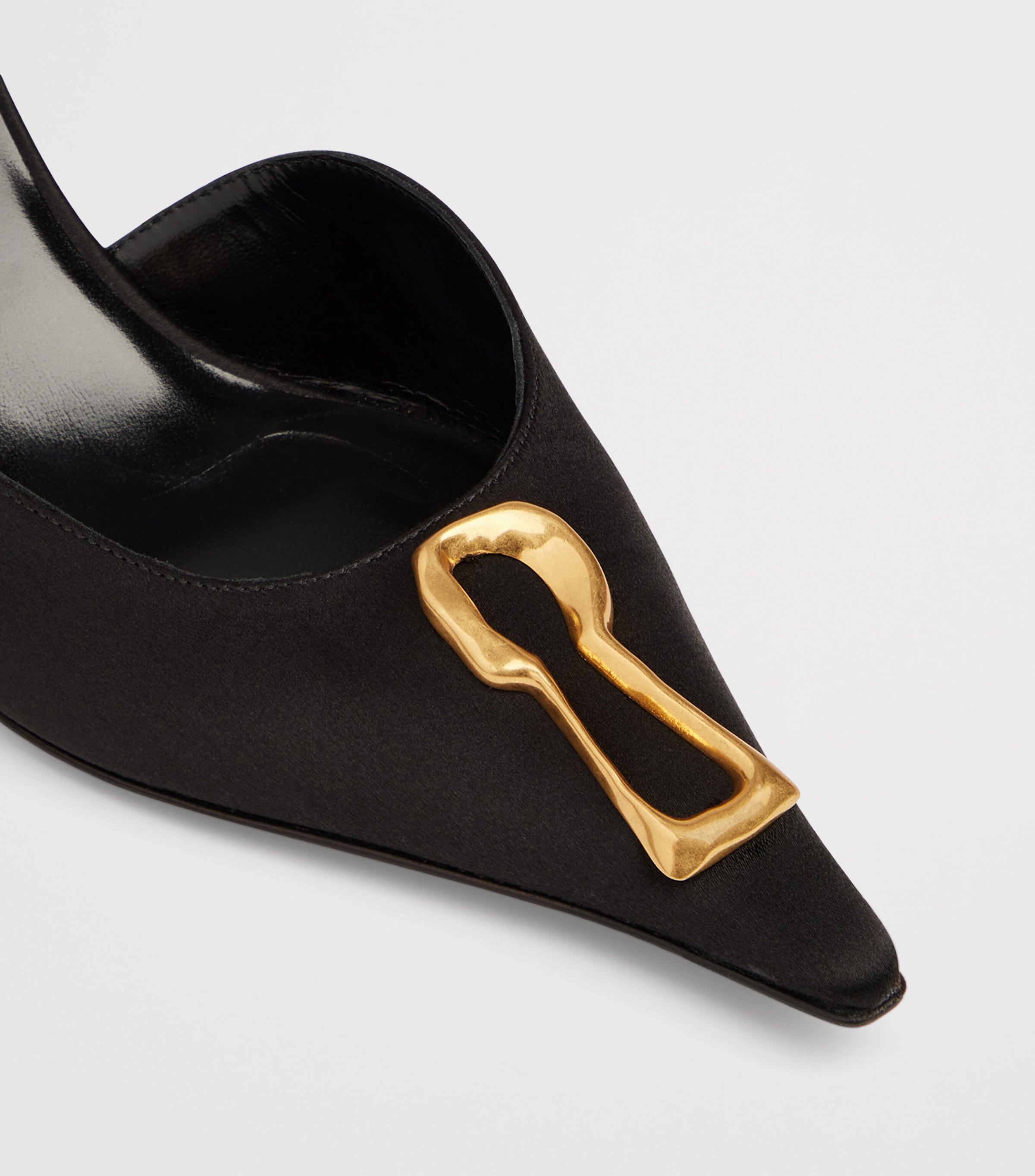 Schiaparelli Satin Keyhole Slingback Heels 65 Black Image 4