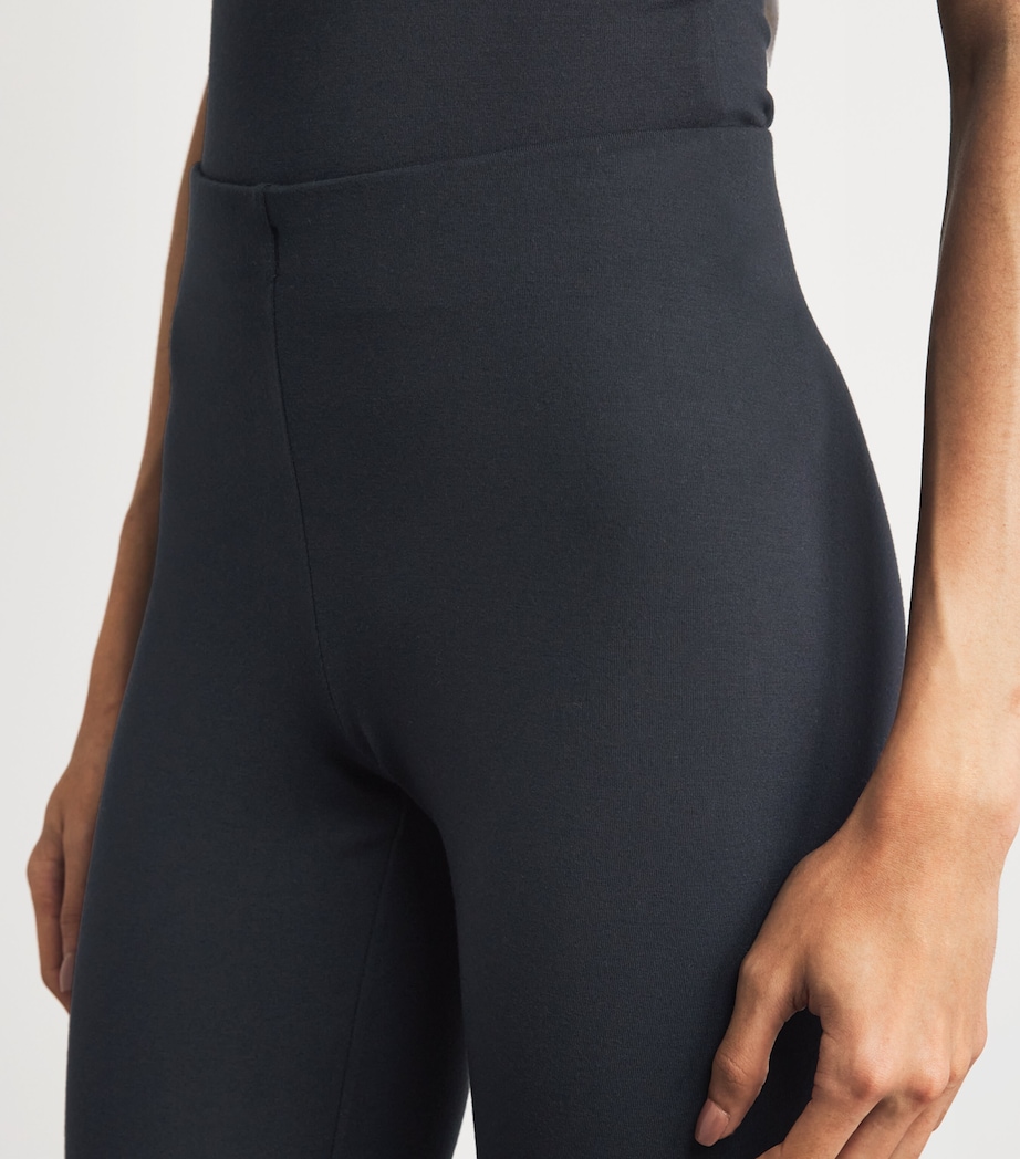 Skims Womens Smooth Layers Capri Pants Obsidian Image 3