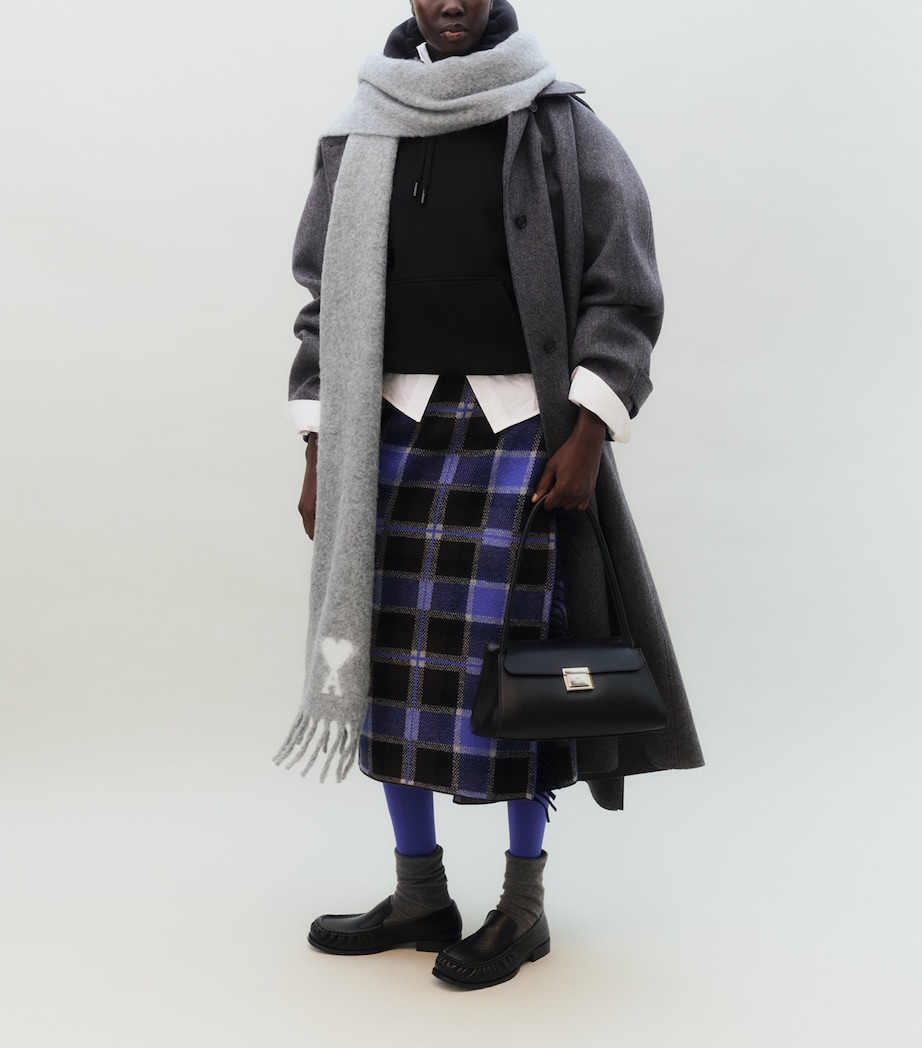 AMI Paris Ami de Coeur Fringe Scarf Gris Cendre Image 3