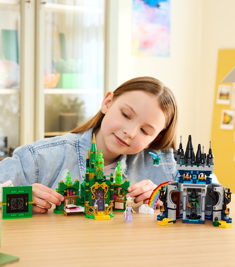 Wicked Emerald City & Kiamo Ko Castle Set 75689 MULTI Image 4