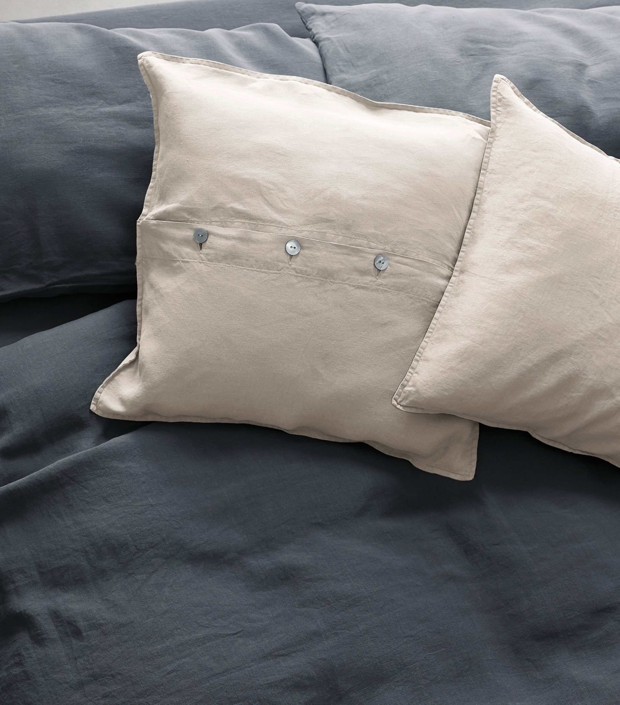 Society Limonta Set of 2 Linen Rem Cushions (50cm x 50cm) Marmo Image 1