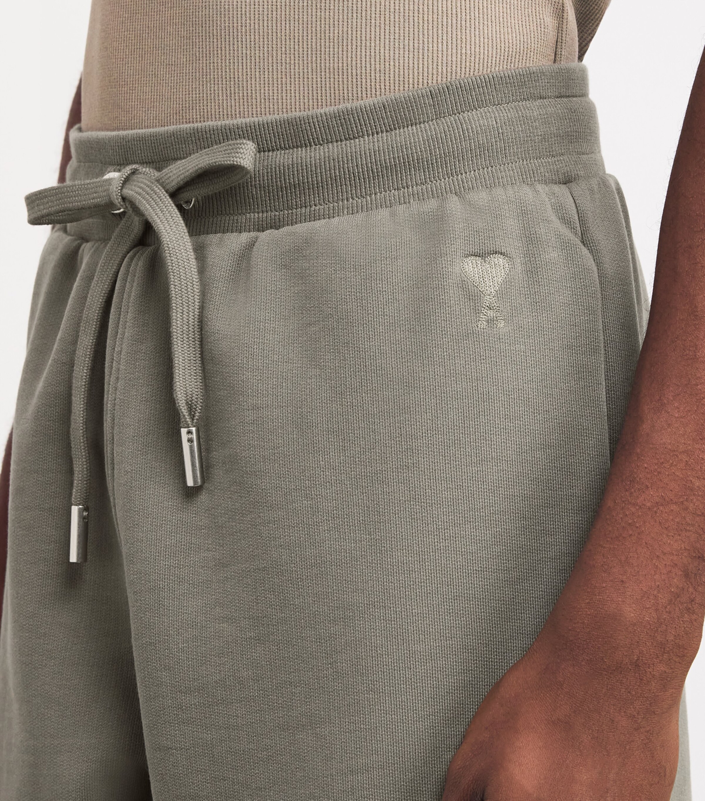 AMI Paris Mens Cotton Ami de Coeur Sweatpants Gris Image 6
