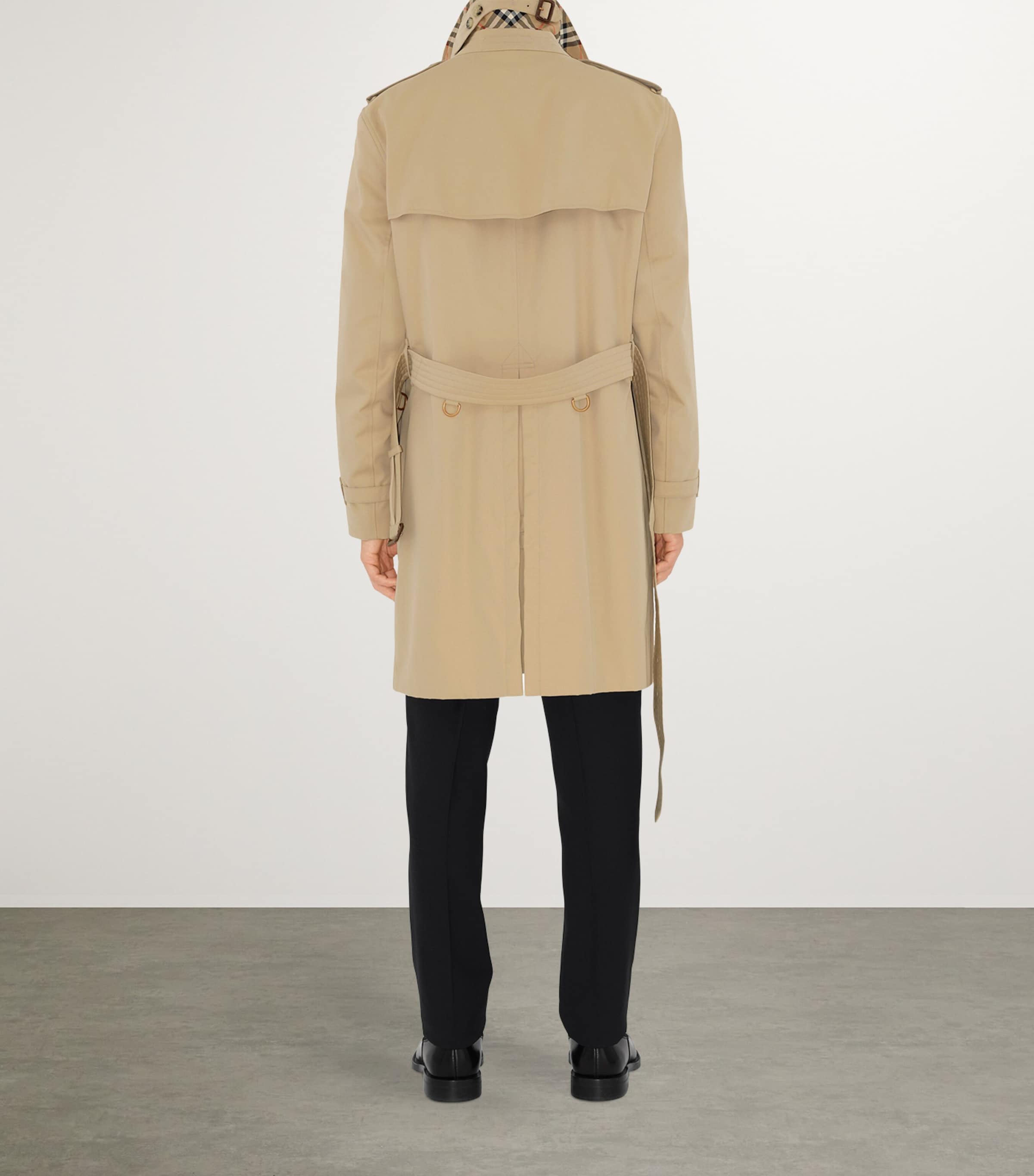 Burberry Mid-Length Kensington Heritage Trench Coat | Harrods HK