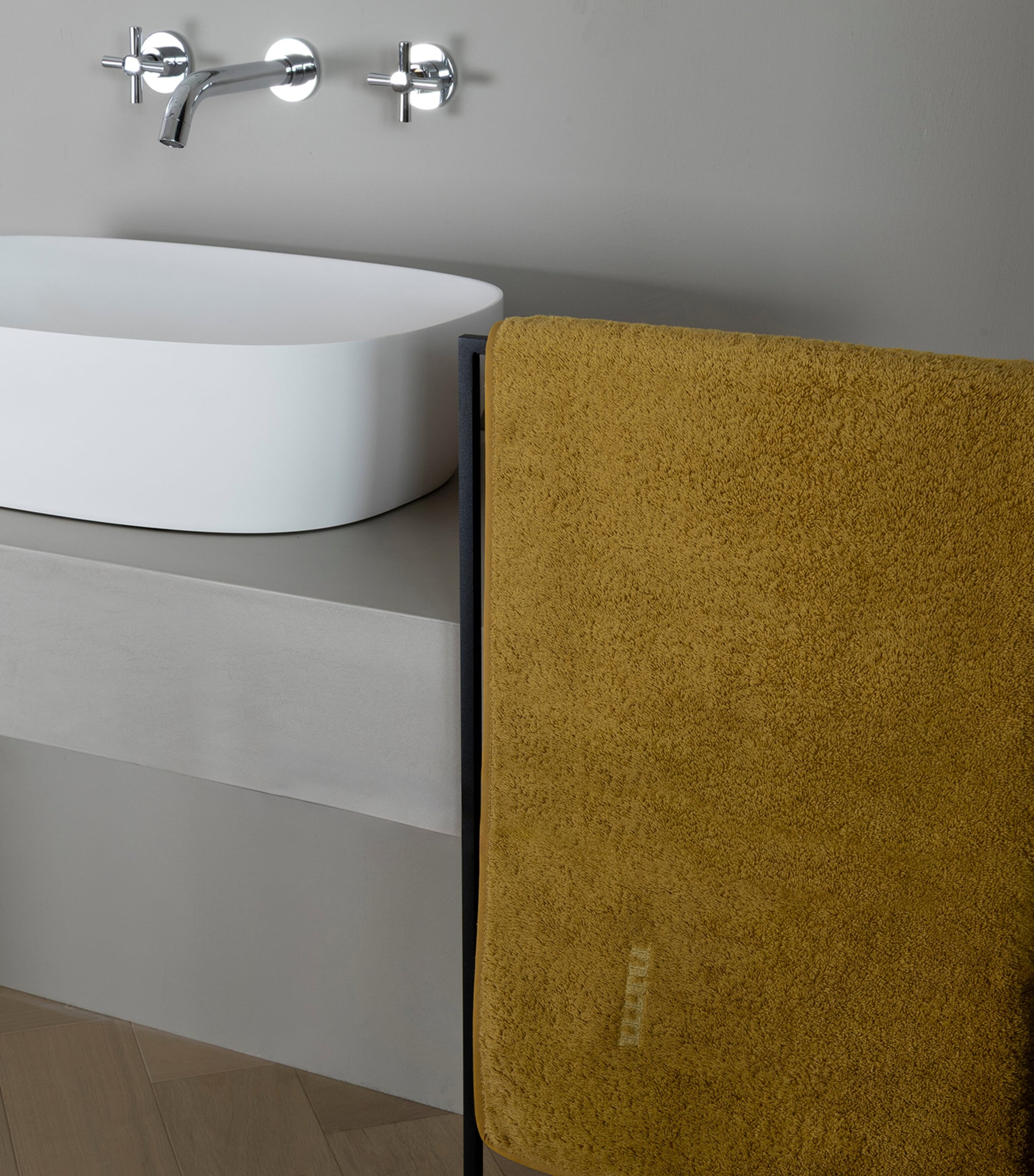 Frette Cotton Unito Bath Sheet (100cm x 150cm) Amber Glow Image 2