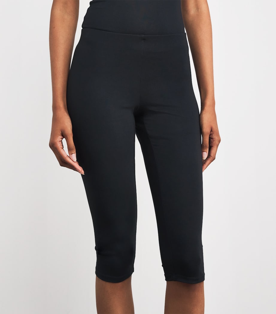 Smooth Layers Capri Trousers OBSIDIAN Image 6