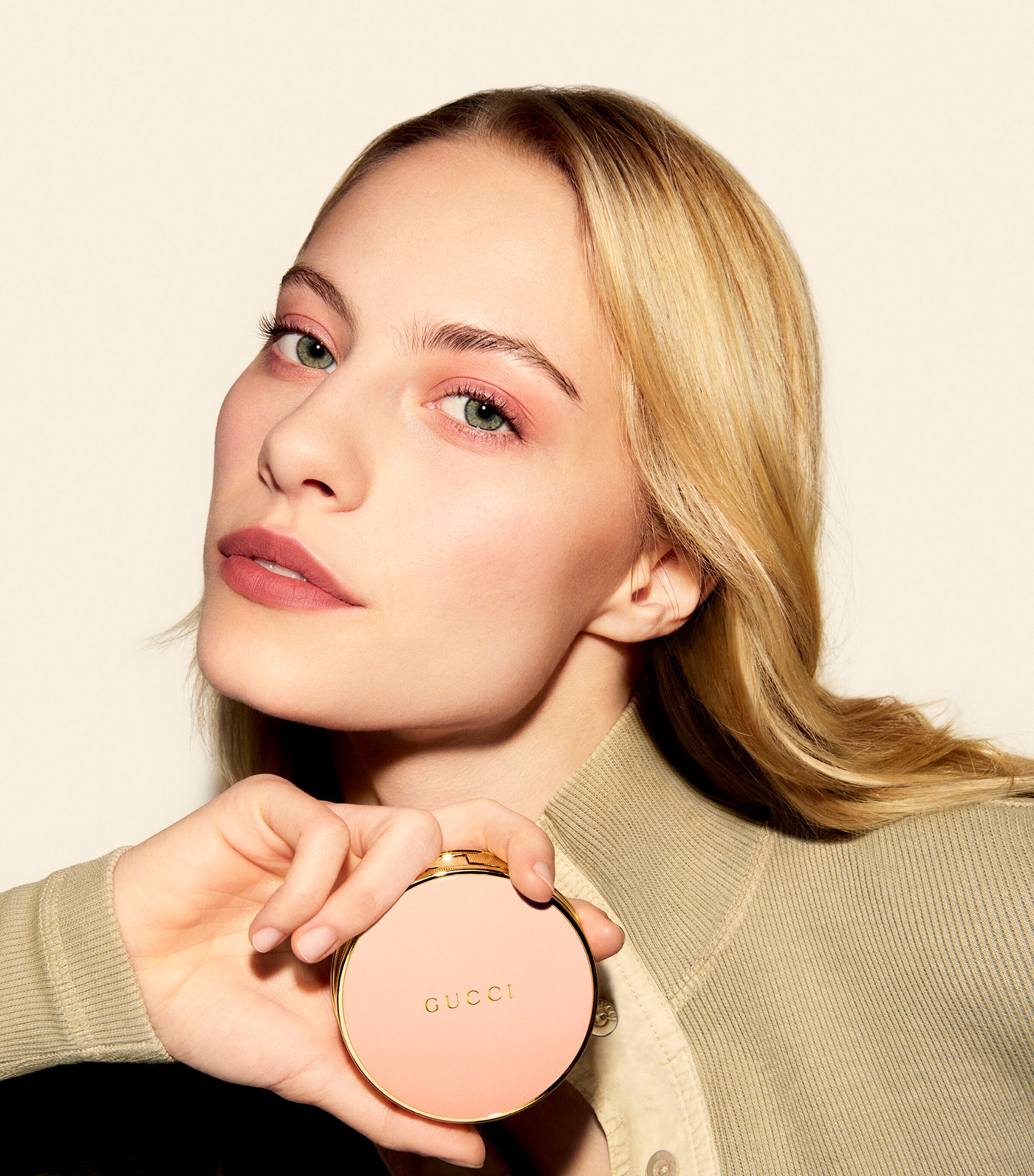 Matte Pressed Powder 14 Image 5