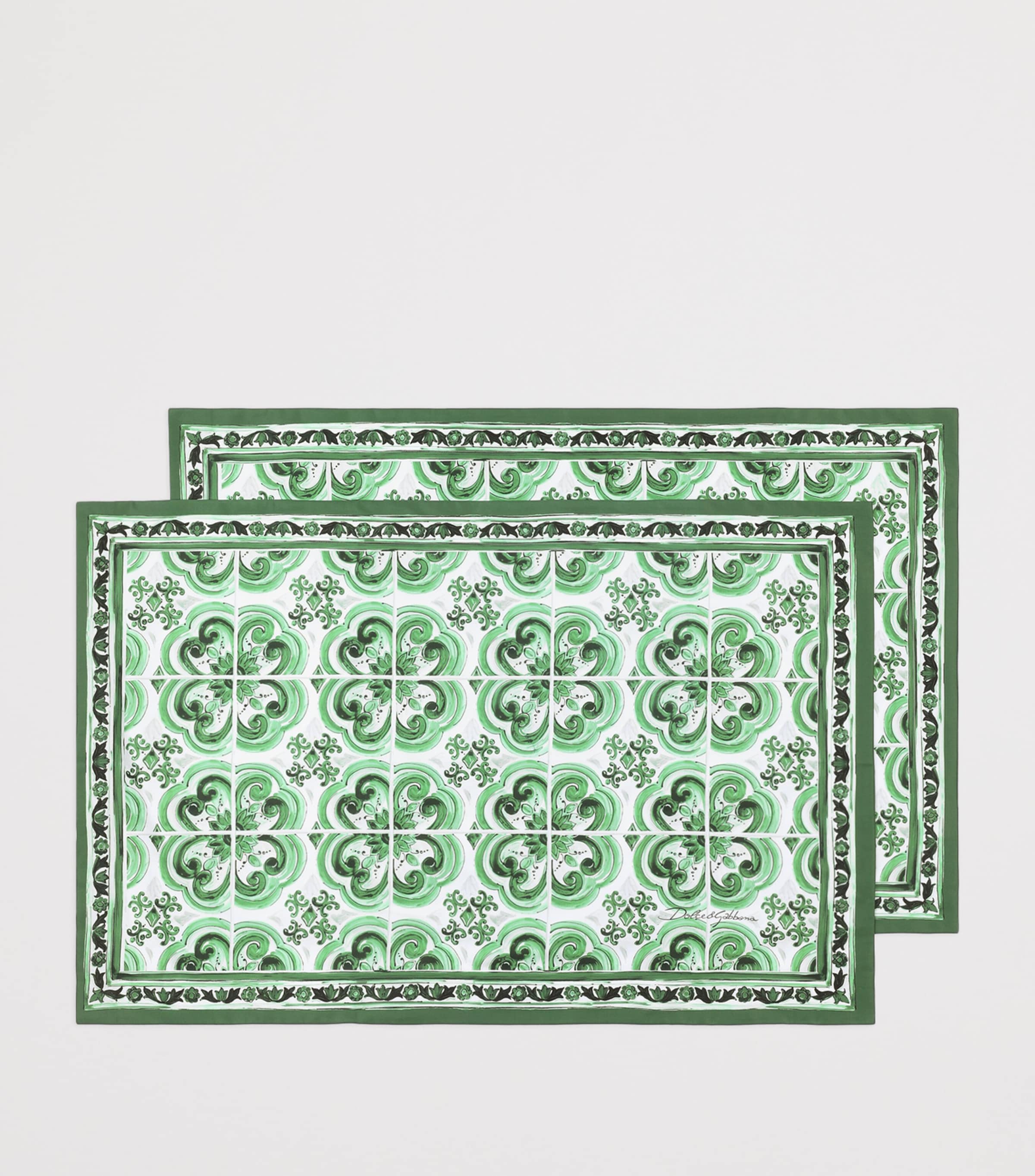 Set of 2 Cotton Majolica Pillowcases (60cm x 90cm) UV009-MAIOLICA VERDE Image 2