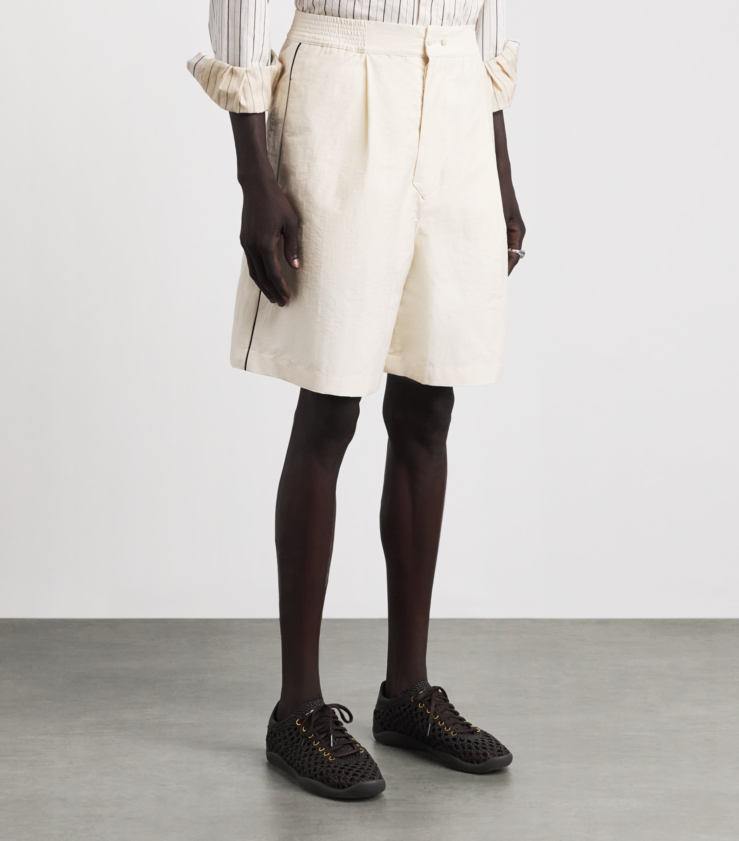 Jacquemus Mens Pleated Pyjama Shorts Off White Image 4