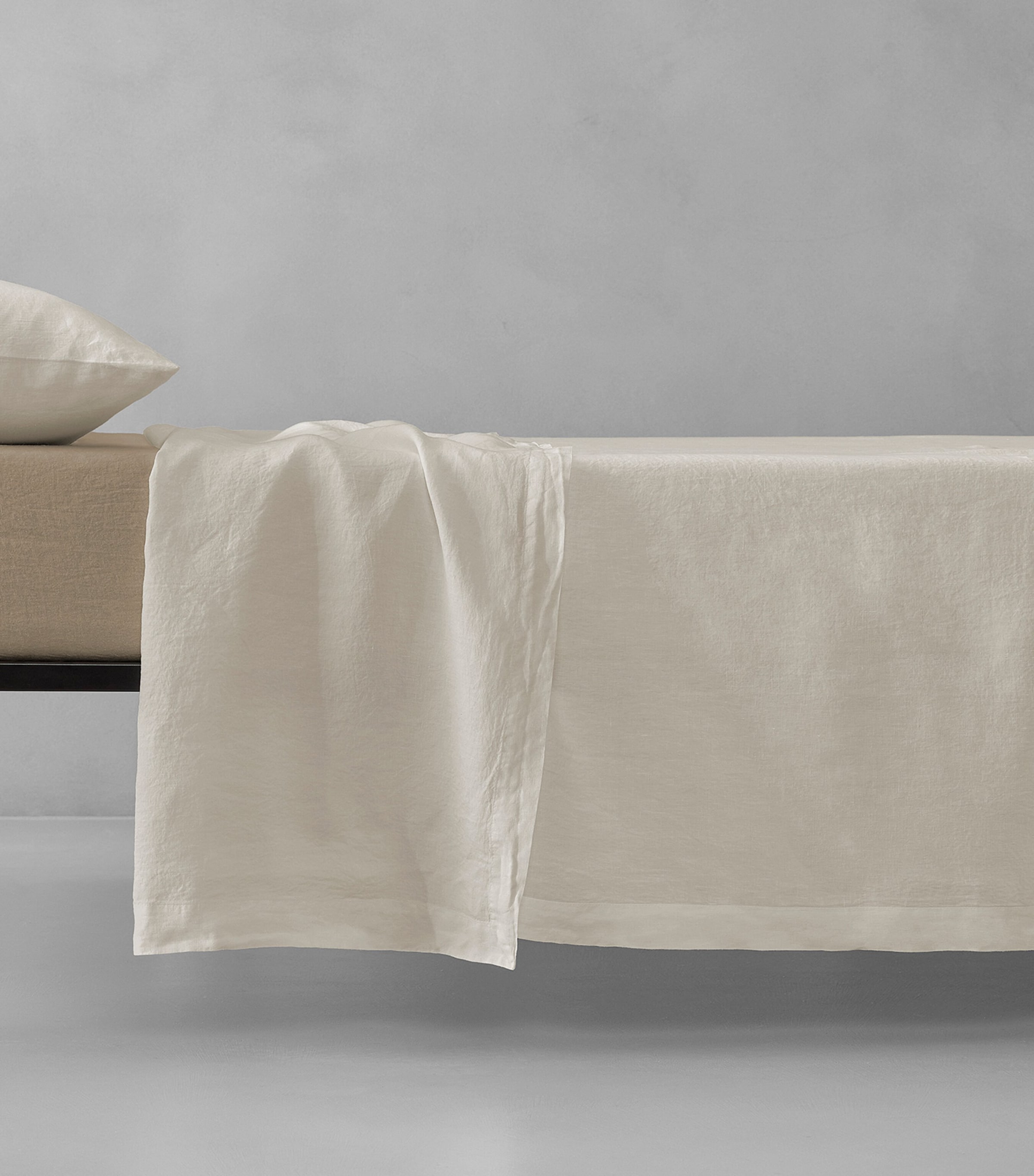 Society Limonta Linen Rem Super King Flat Sheet (270cm x 290cm) Marmo Image 1