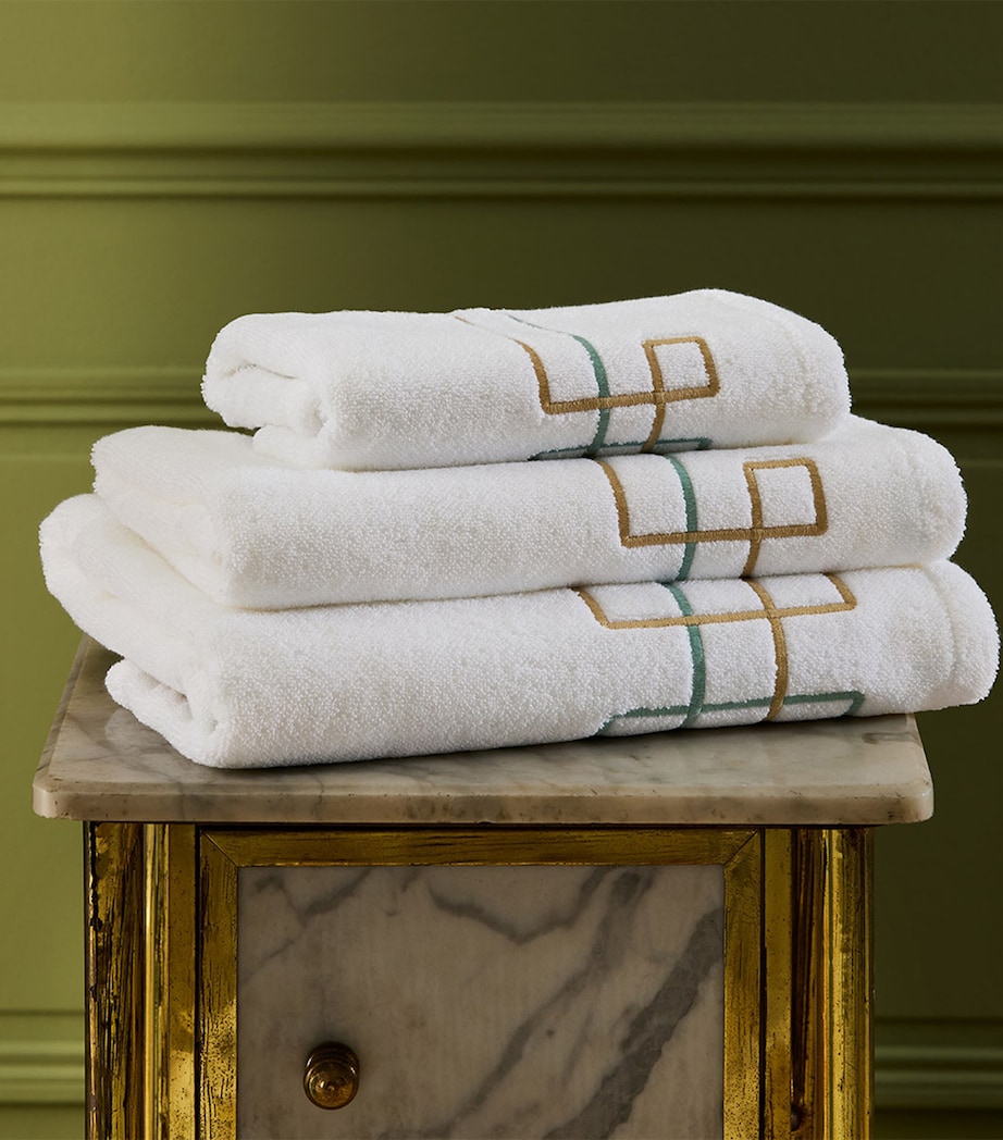 Yves Delorme Villa Hand Towel (55cm x 100cm) White Image 3