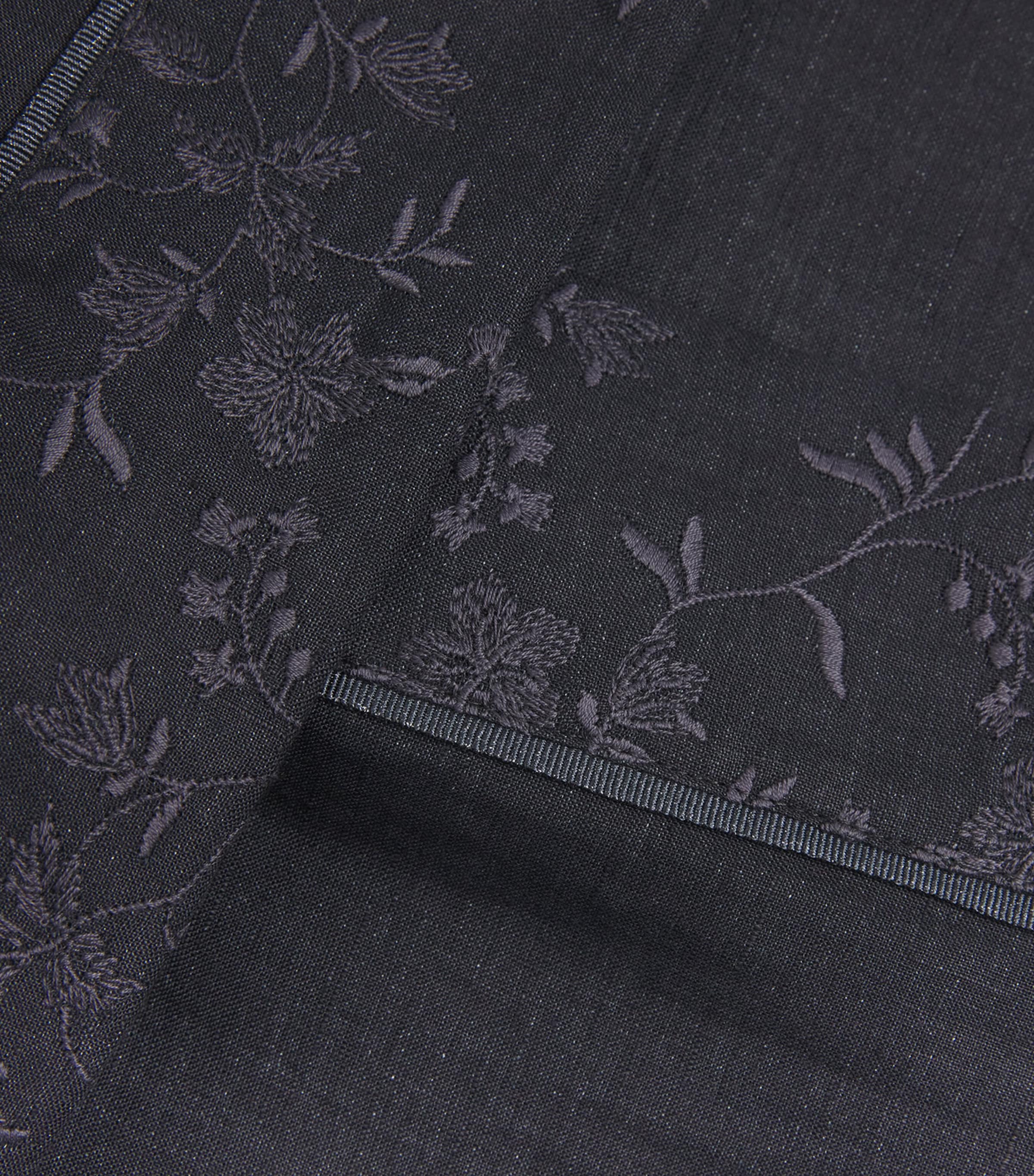 Eleventy Womens x Harrods Linen Embroidered Kimono Nero Image 5