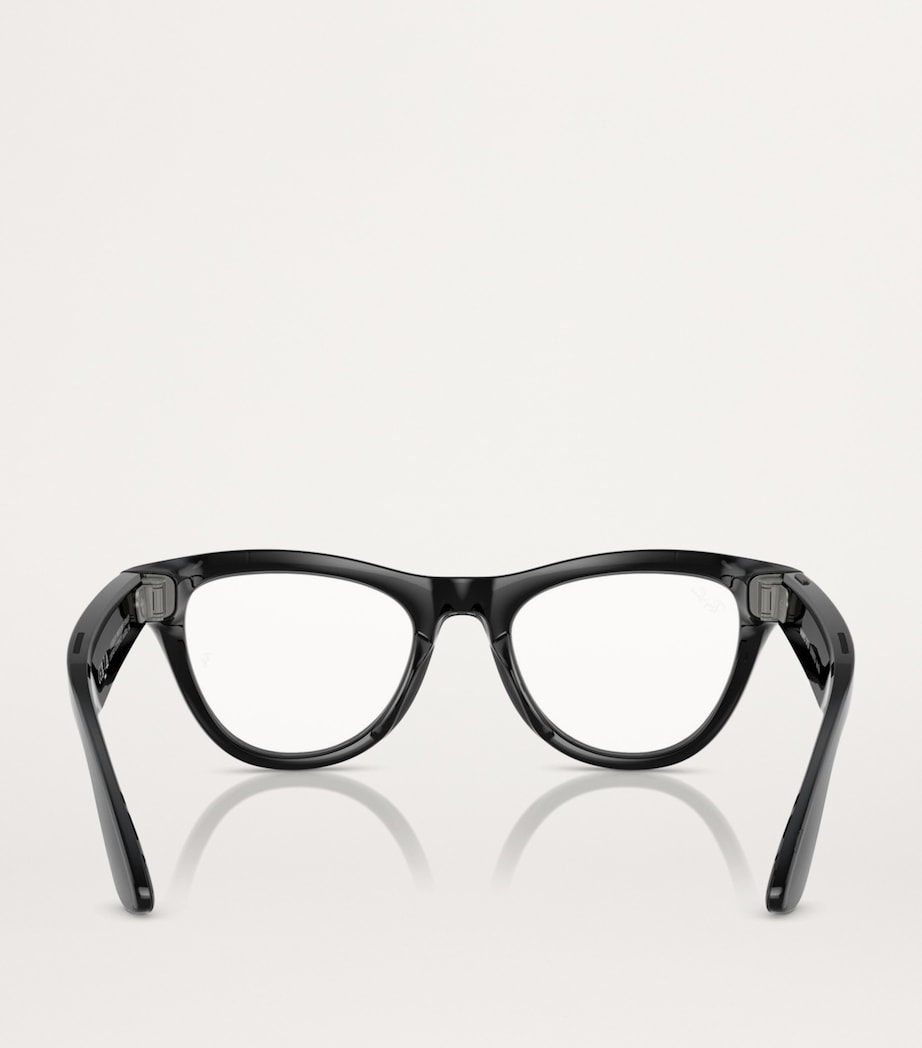 Ray-Ban x Meta Smart Skyler Glasses Image 4
