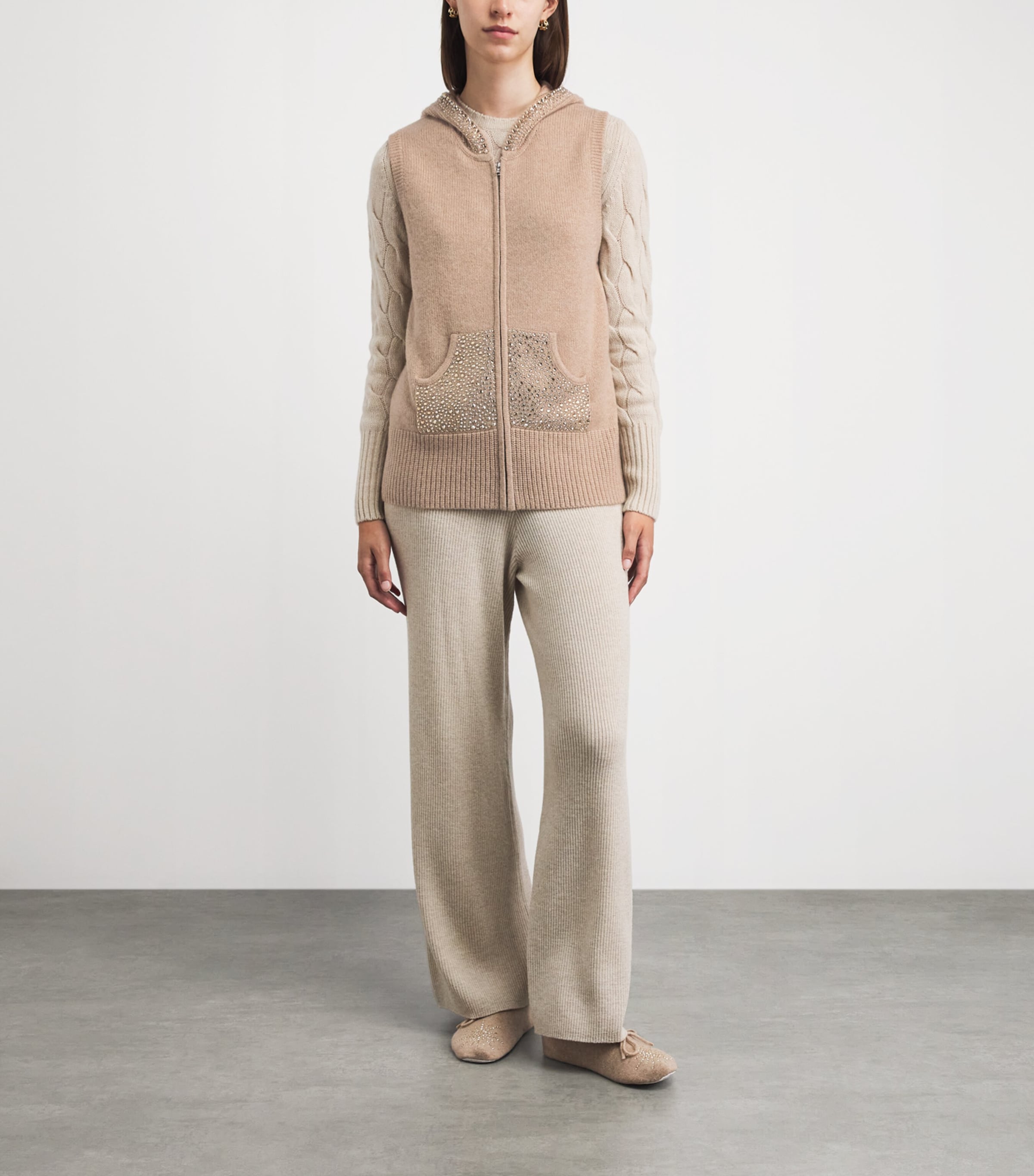William Sharp Womens Cashmere Crystal-Embellished Gilet Mid Brwn Gldn Shdw Image 2