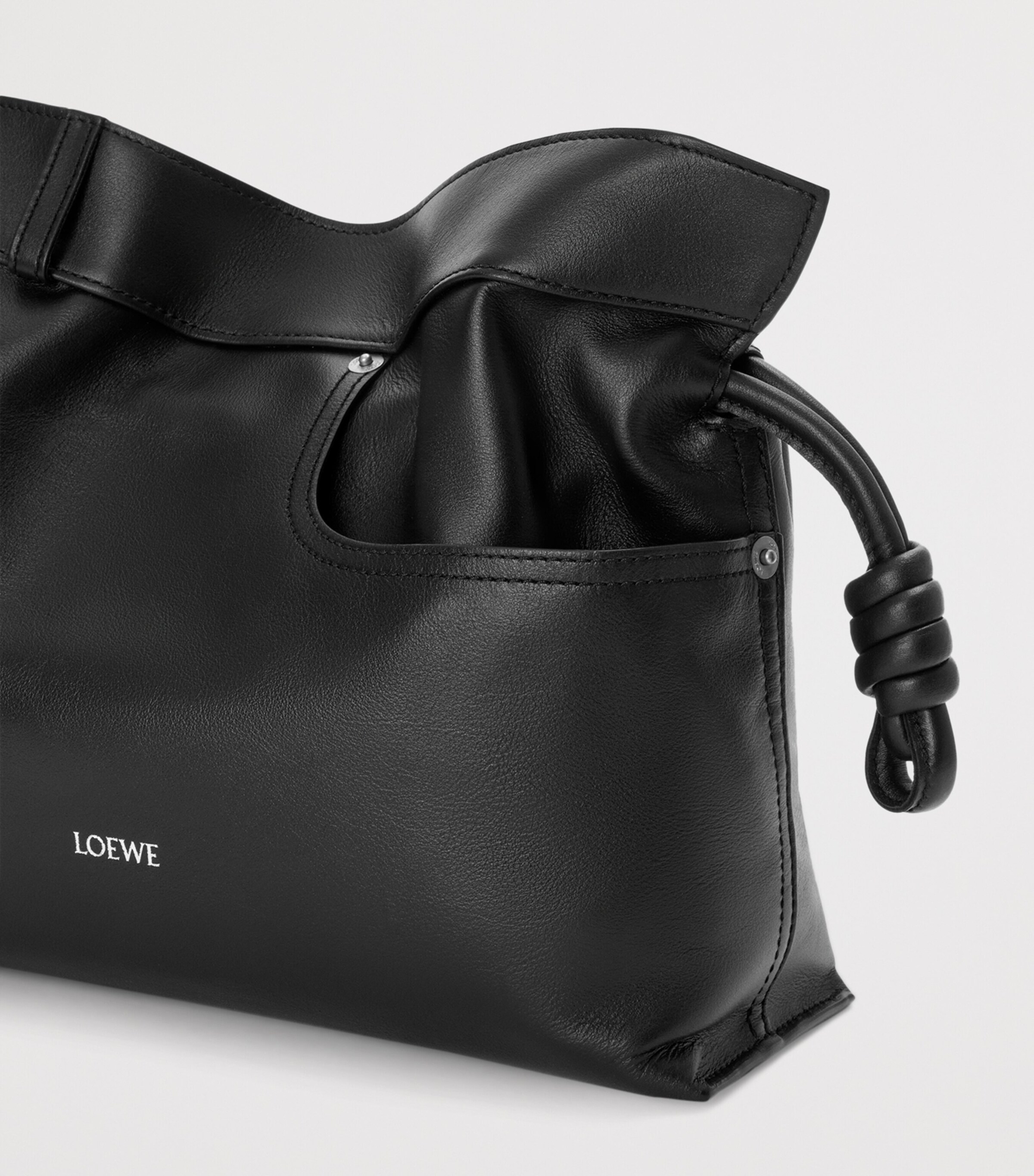 Leather Jean-Detail Flamenco Clutch Bag BLACK Image 6