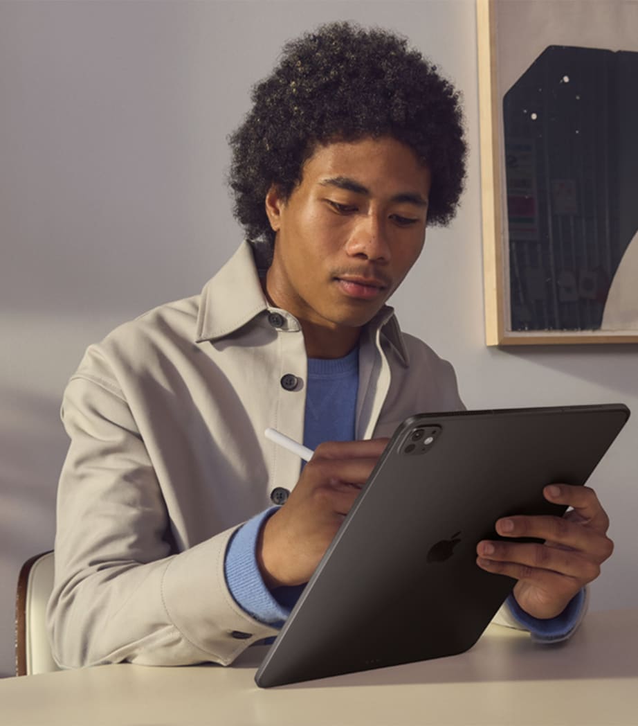 iPad Pro 11" M5 (2025) Wifi Cellular 2TB Nano-Texture Glass - Space Black SPACE BLACK Image 4