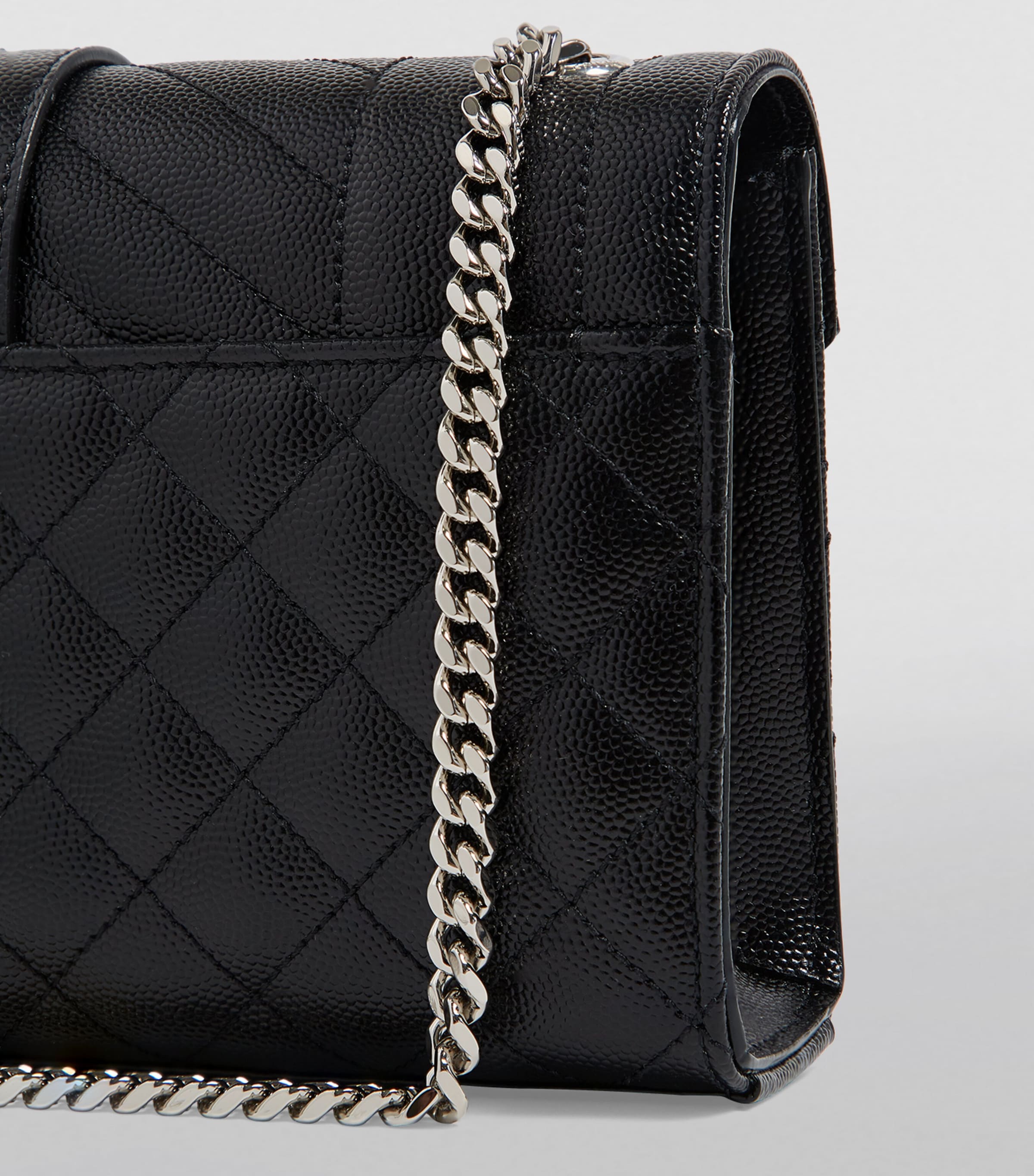 【SAINT LAURENT】ENVELOPE SMALL キルト ショルダーバッグ ENVELOPE SMALL in MATELASSÉ lambskin | Saint Laurent | YSL TH