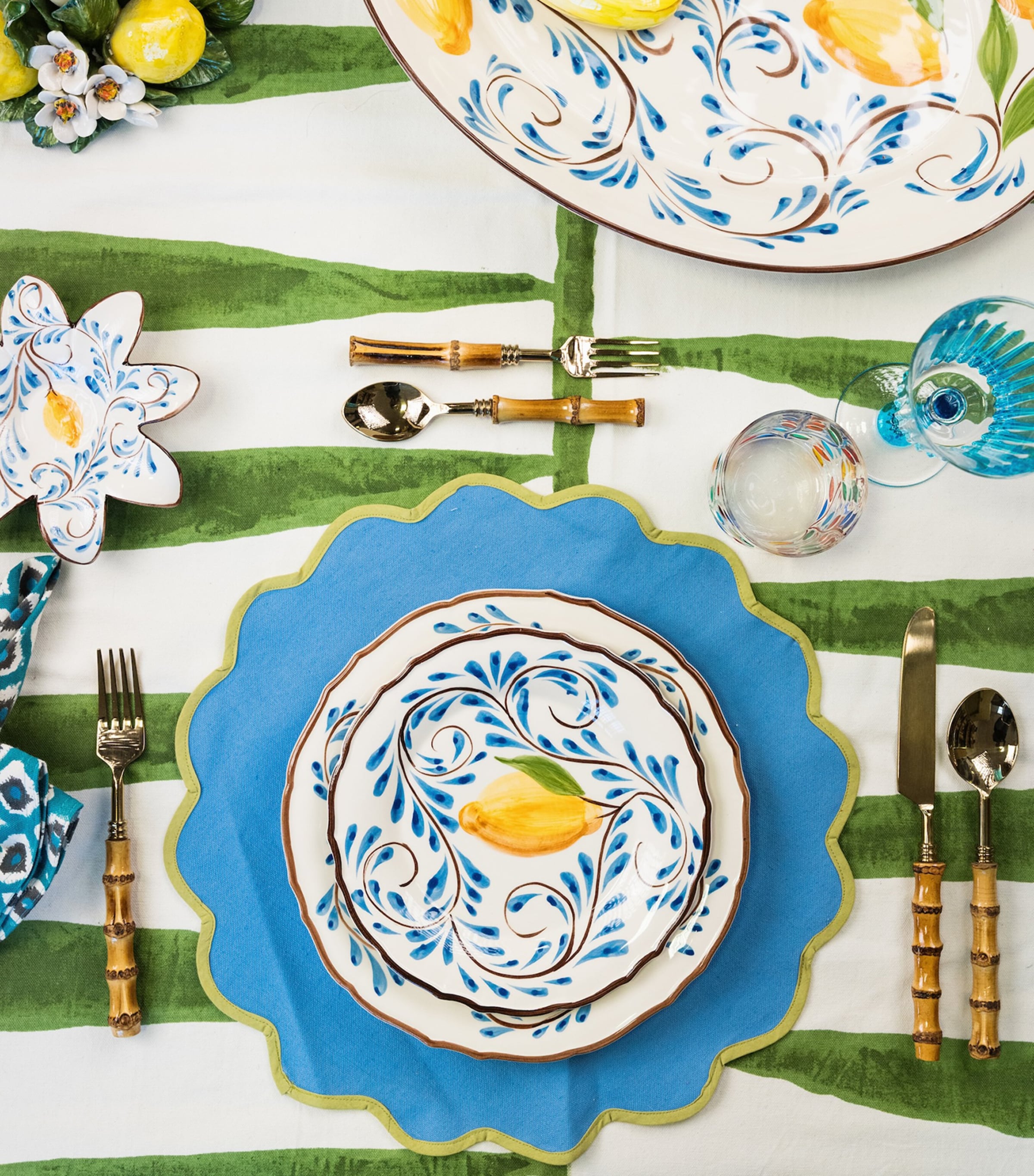 Les-Ottomans Ceramic Positano Lemons Serving Tray (46cm x 35cm) Blue Image 2