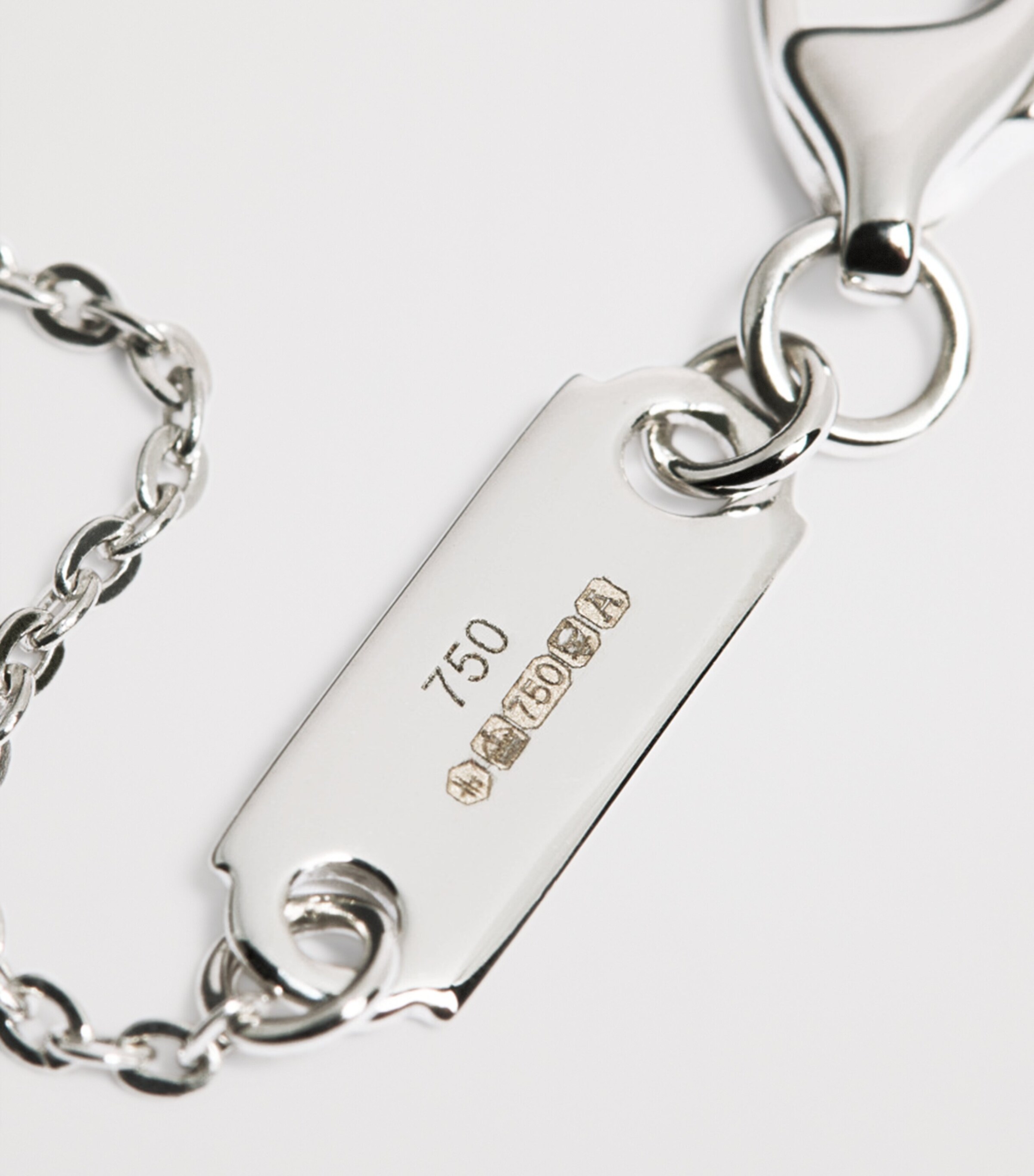 White Gold and Diamond Necklace (0.30ct) WHITE GOLD Image 4