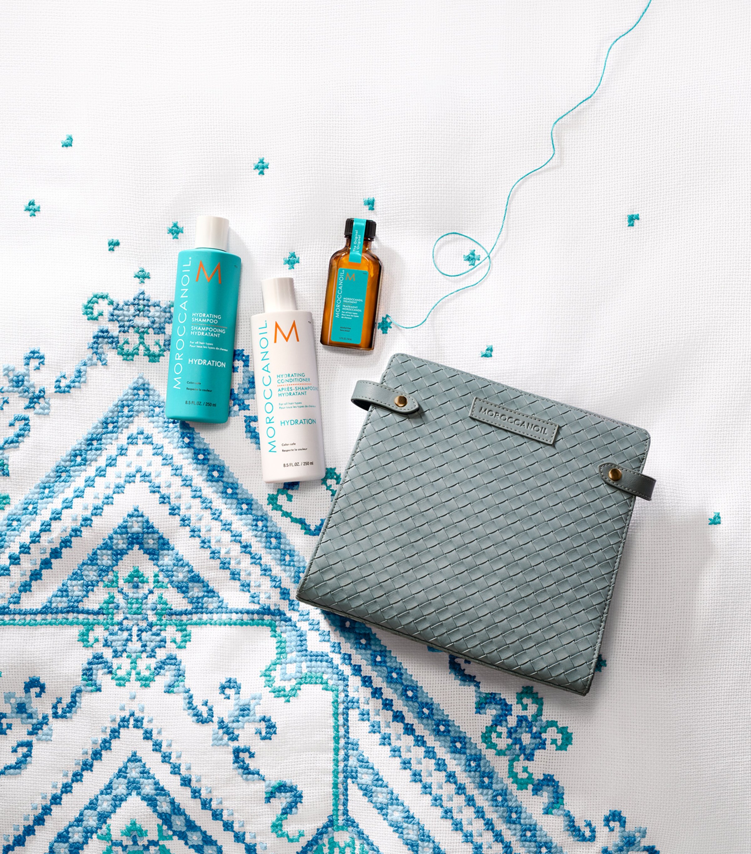 Moroccanoil Moroccanoil Hydration Haircare Gift Set Image 2