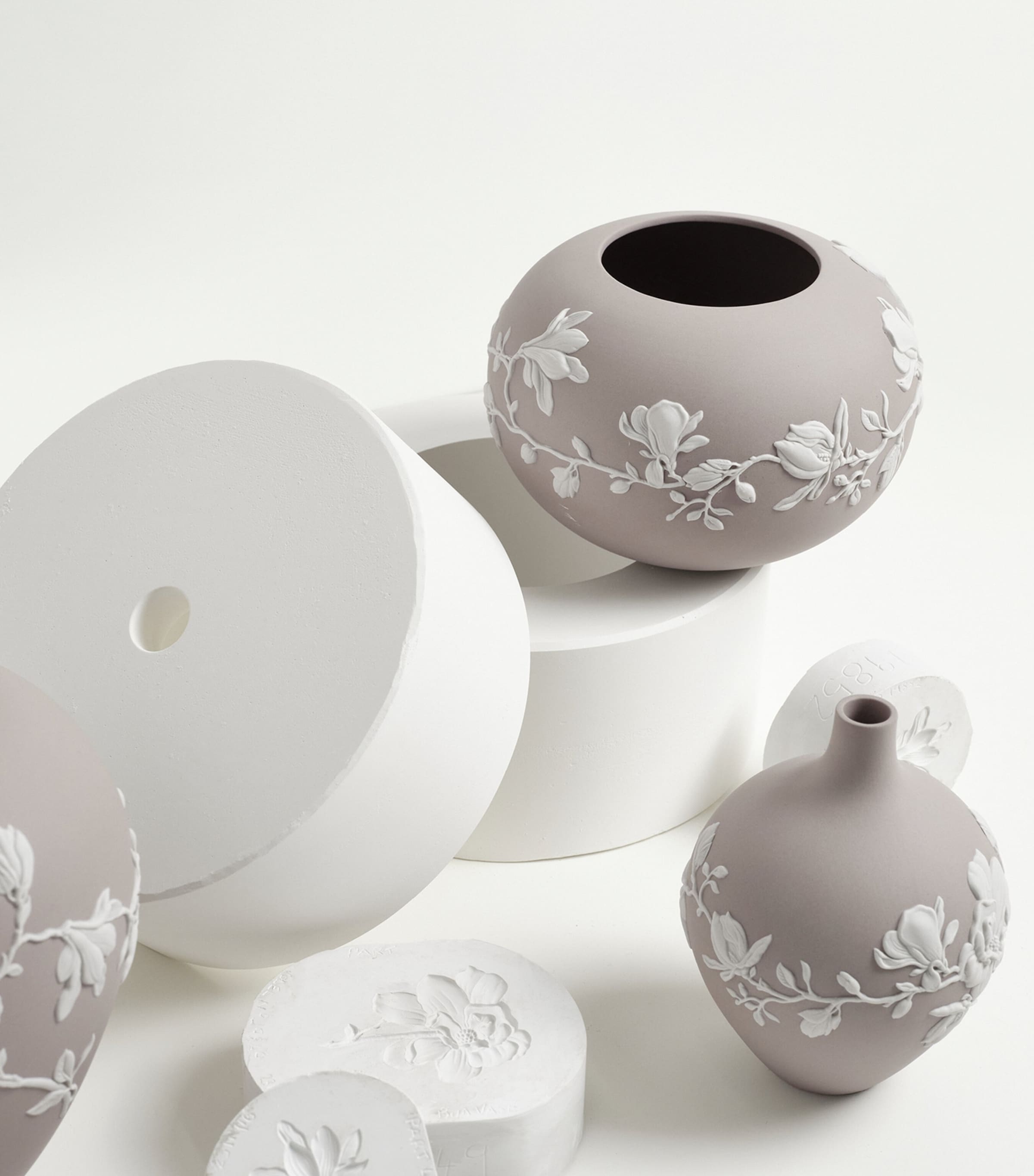 Magnolia Blossom Rose Bowl (11cm) BROWN Image 7