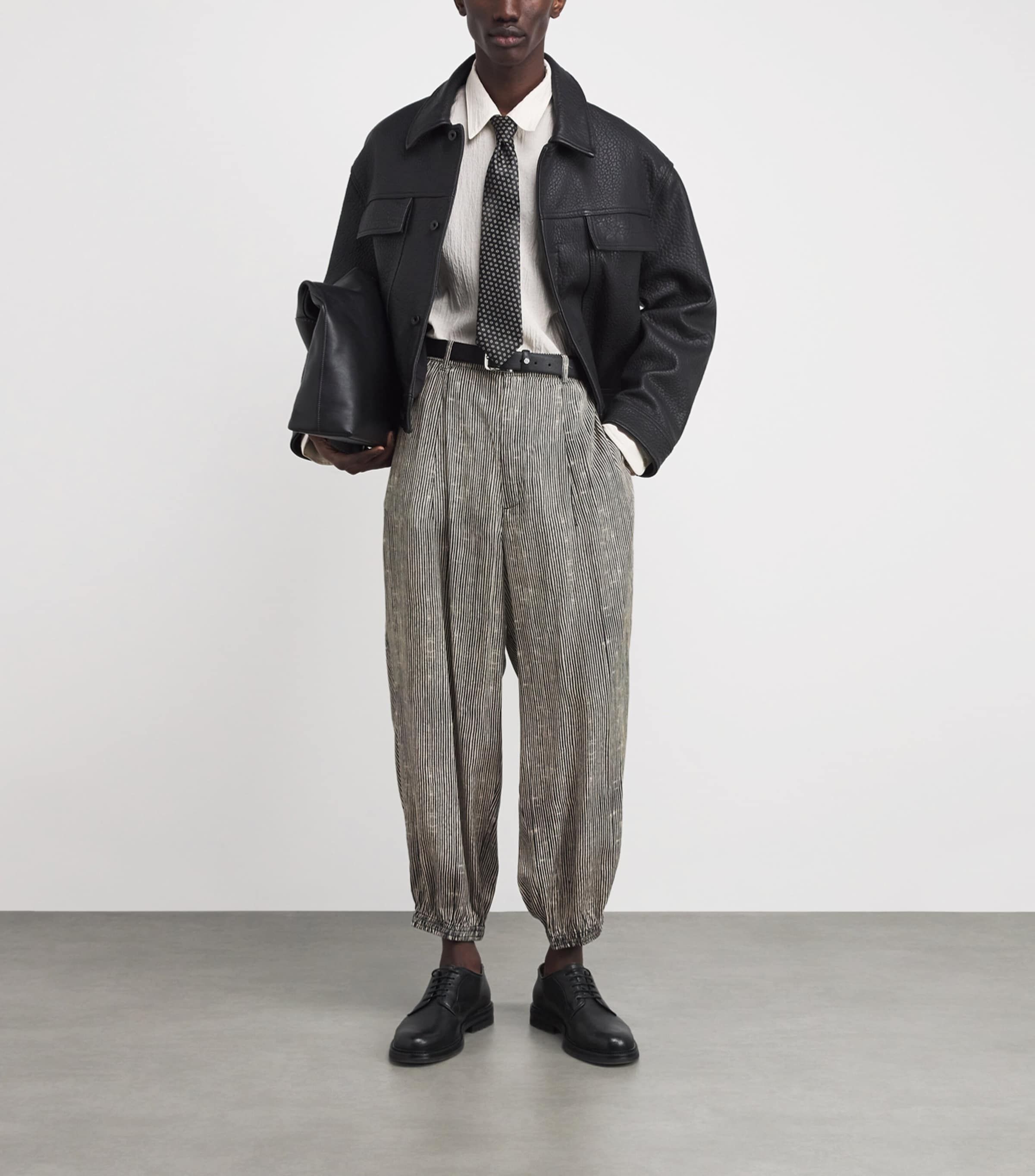 Lyocell-Blend Stripe Barrel-Leg Trousers F1183 Image 2