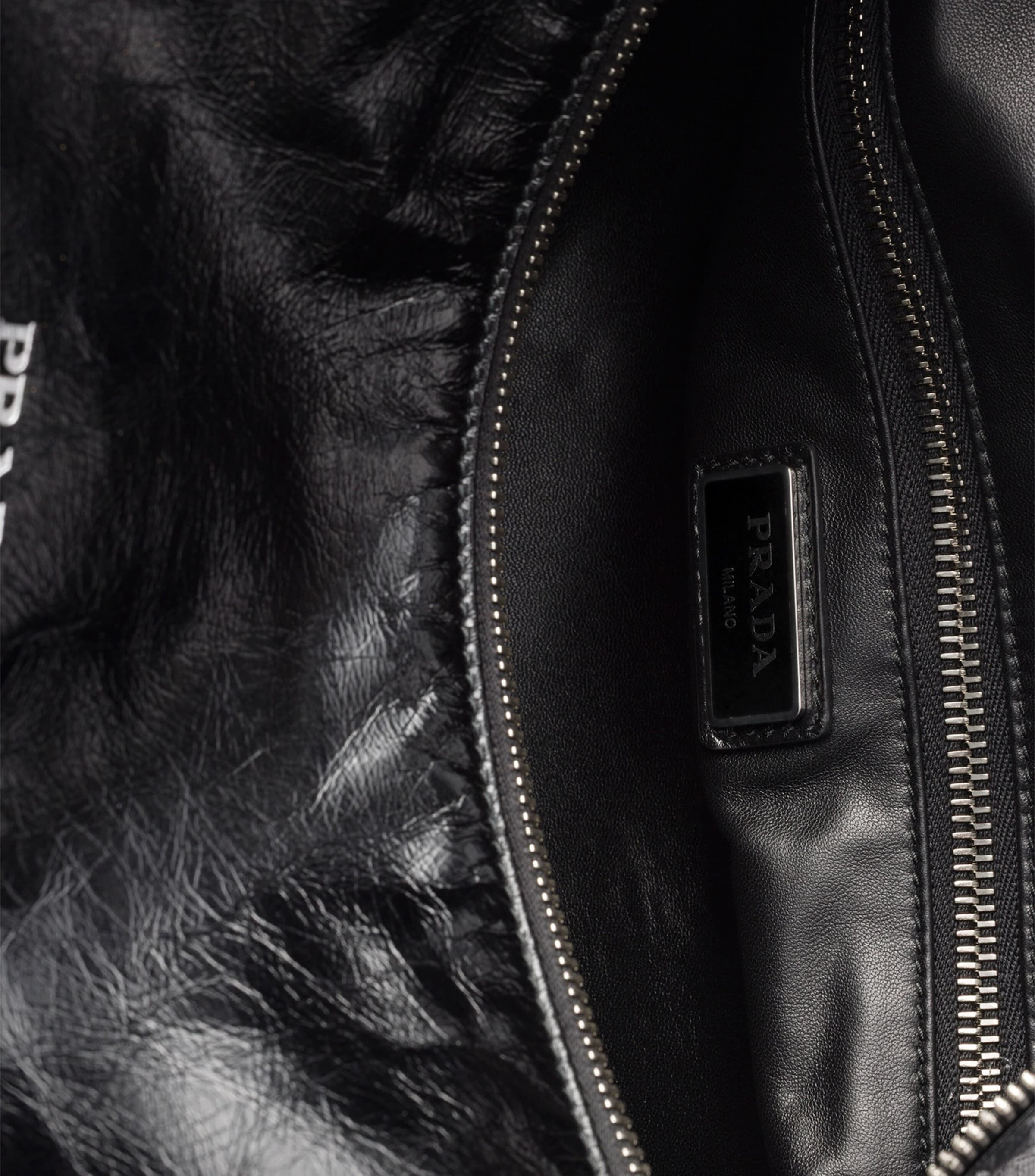 Leather Cross-Body Bag F0002 Image 4