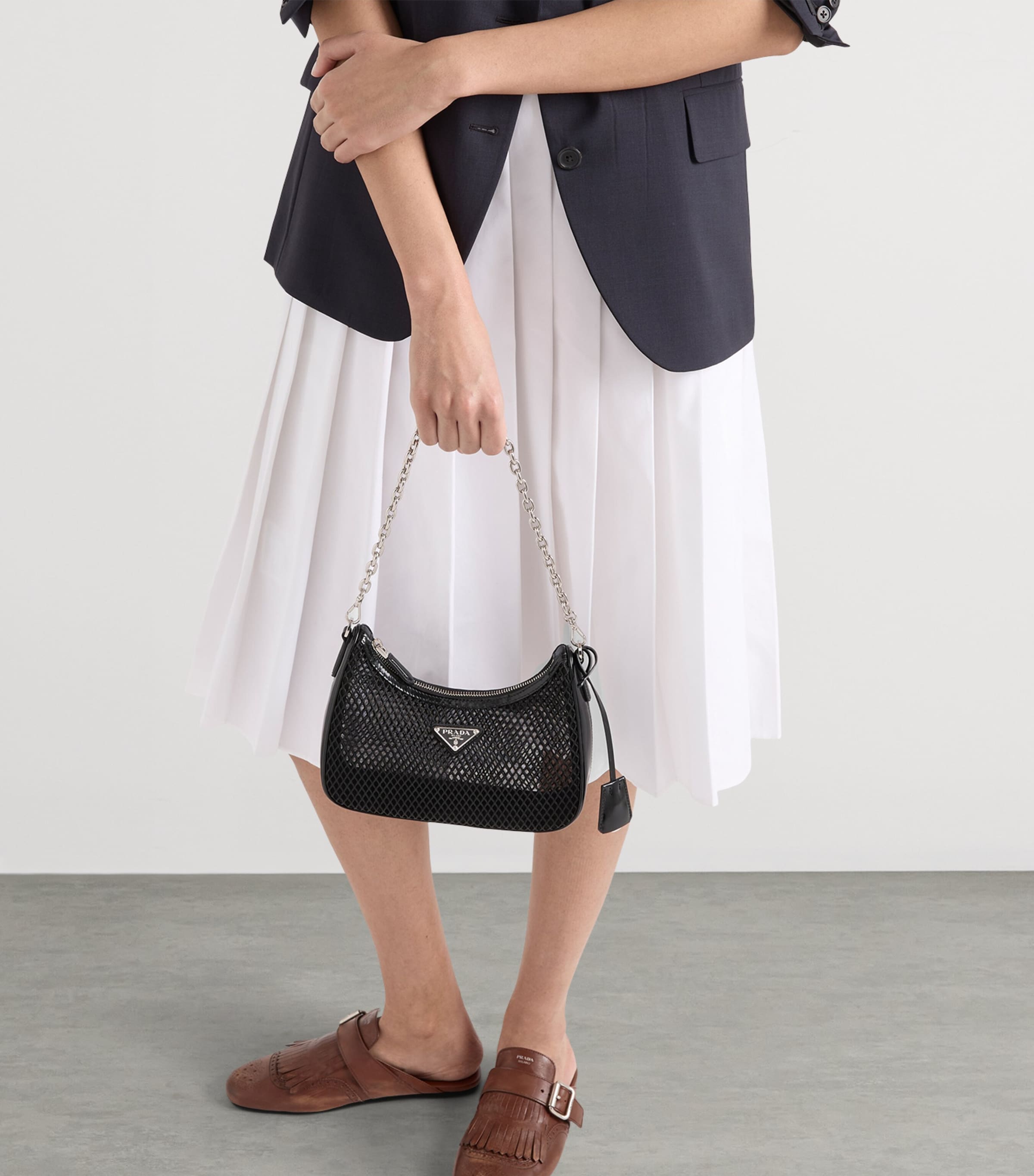 Prada Mesh Re-Edition 2005 Shoulder Bag Black Image 2