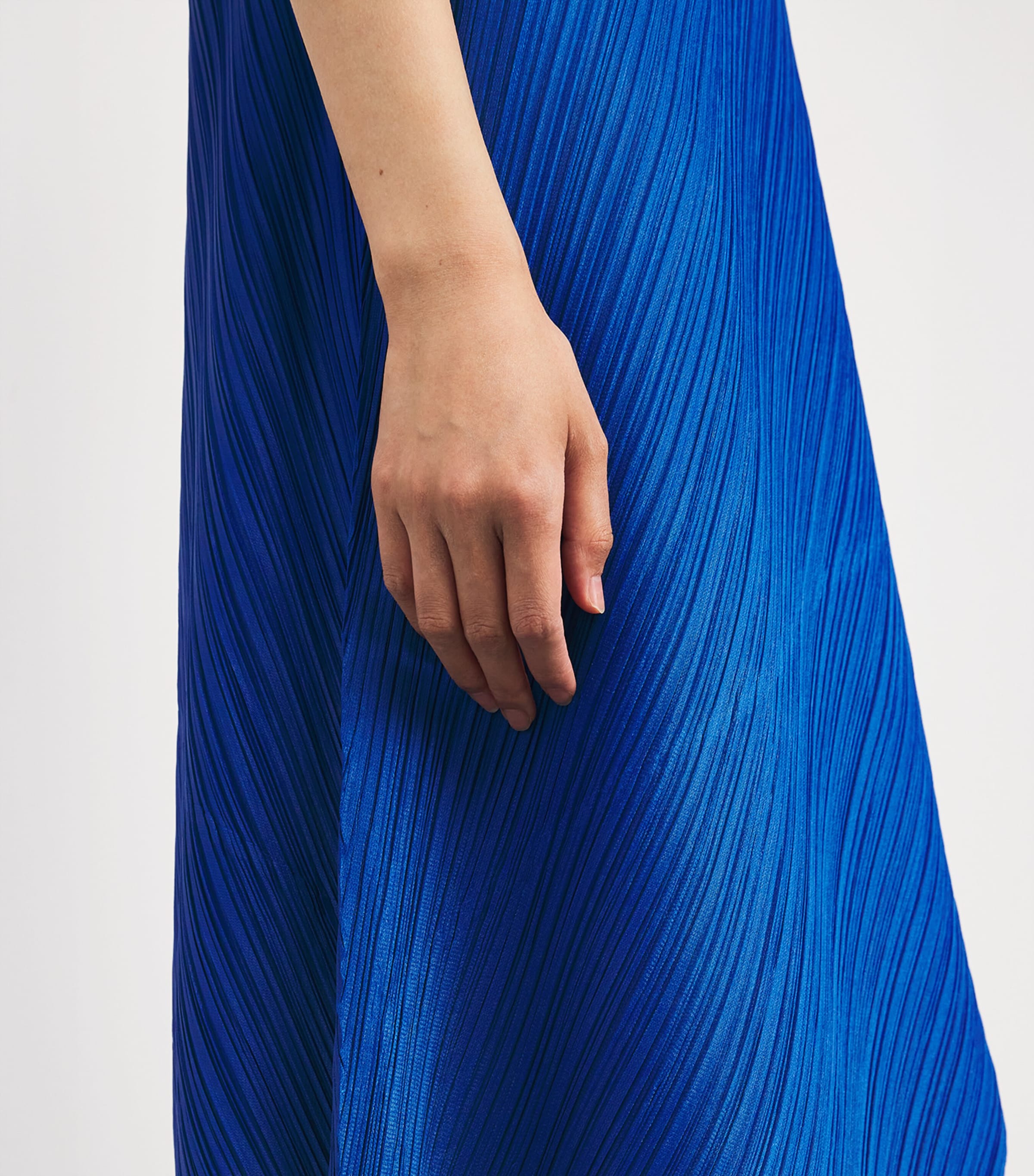 SWING Sleeveless Top BLUE Image 4