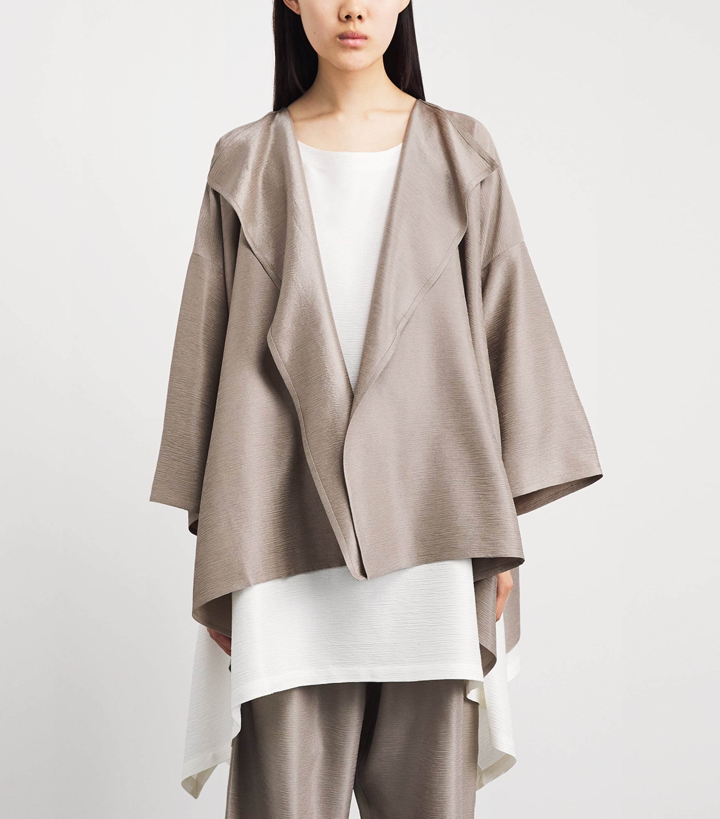 Eskandar Womens Silk Plissé Short Jacket Stone Image 4