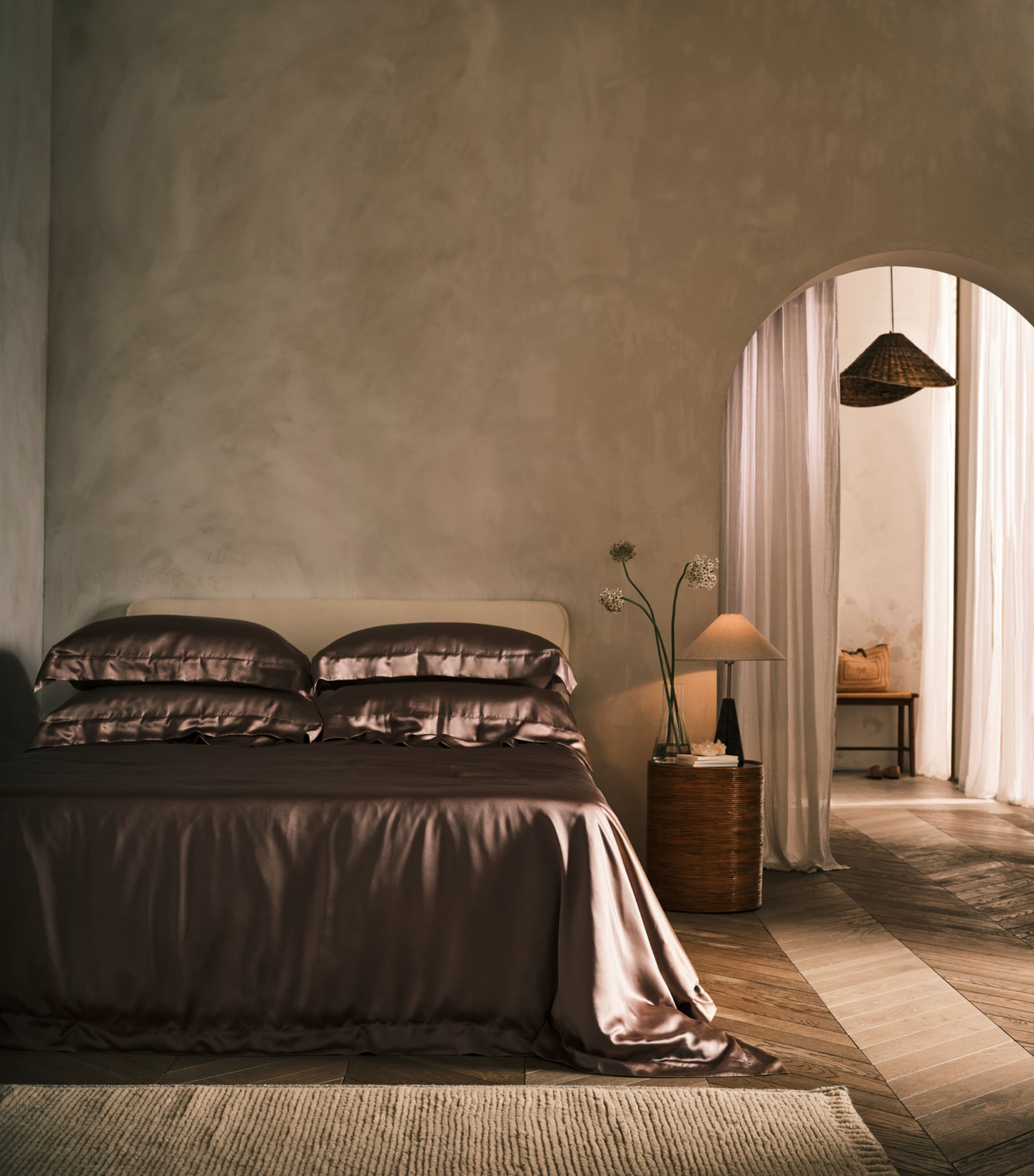 Silk Mocha Oxford Pillowcase (50cm x 75cm) MOCHA Image 2