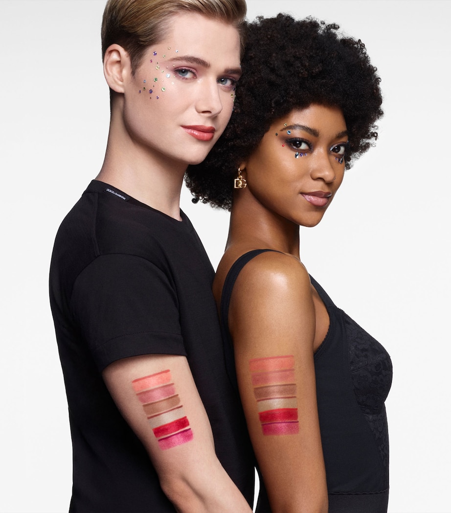Kiss My Gloss! 4D Gloss Stick & Lip Liner Duo 2 MUAVE Image 5