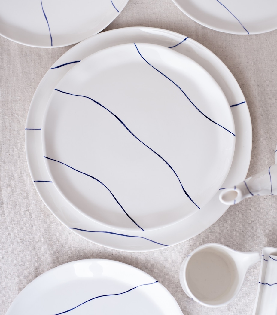Stripe Dinner Plate (28.5cm) STRIPED Image 2