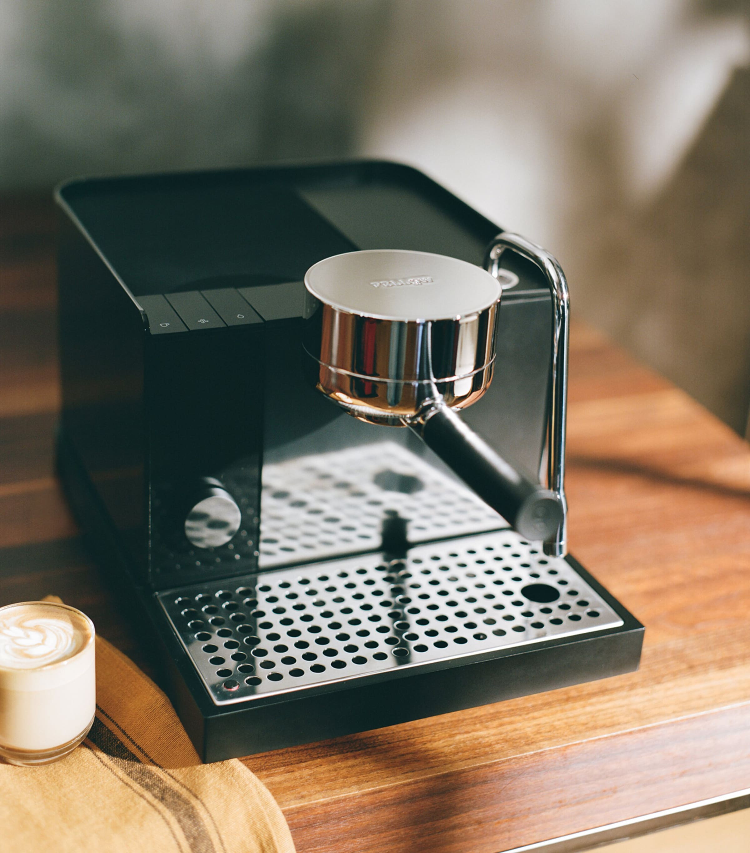 FELLOW Series 1 Espresso Machine Black Image 6