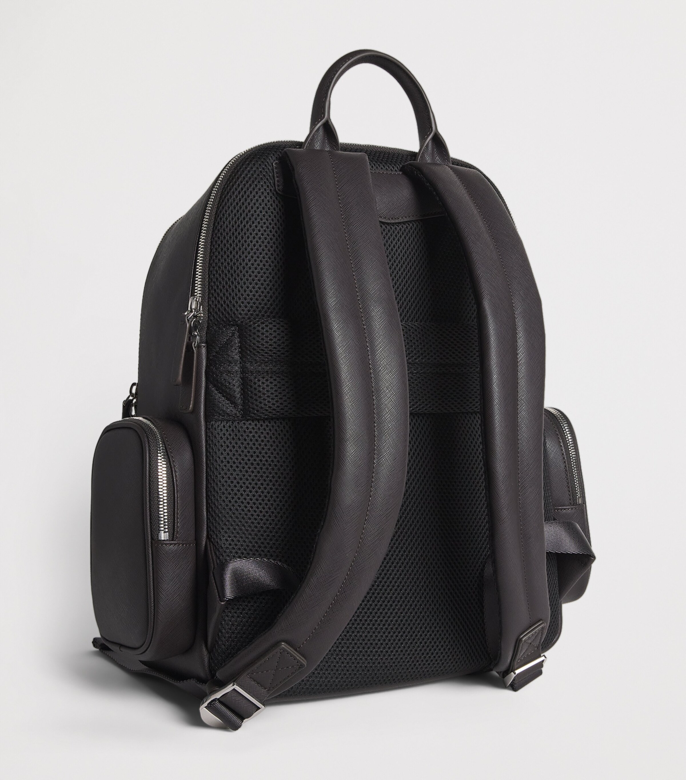 バッグ 00s EMPORIO ARMANI leather shoulder bag Emporio Armani 2000s Aged Leather Shoulder Bag | SYLK